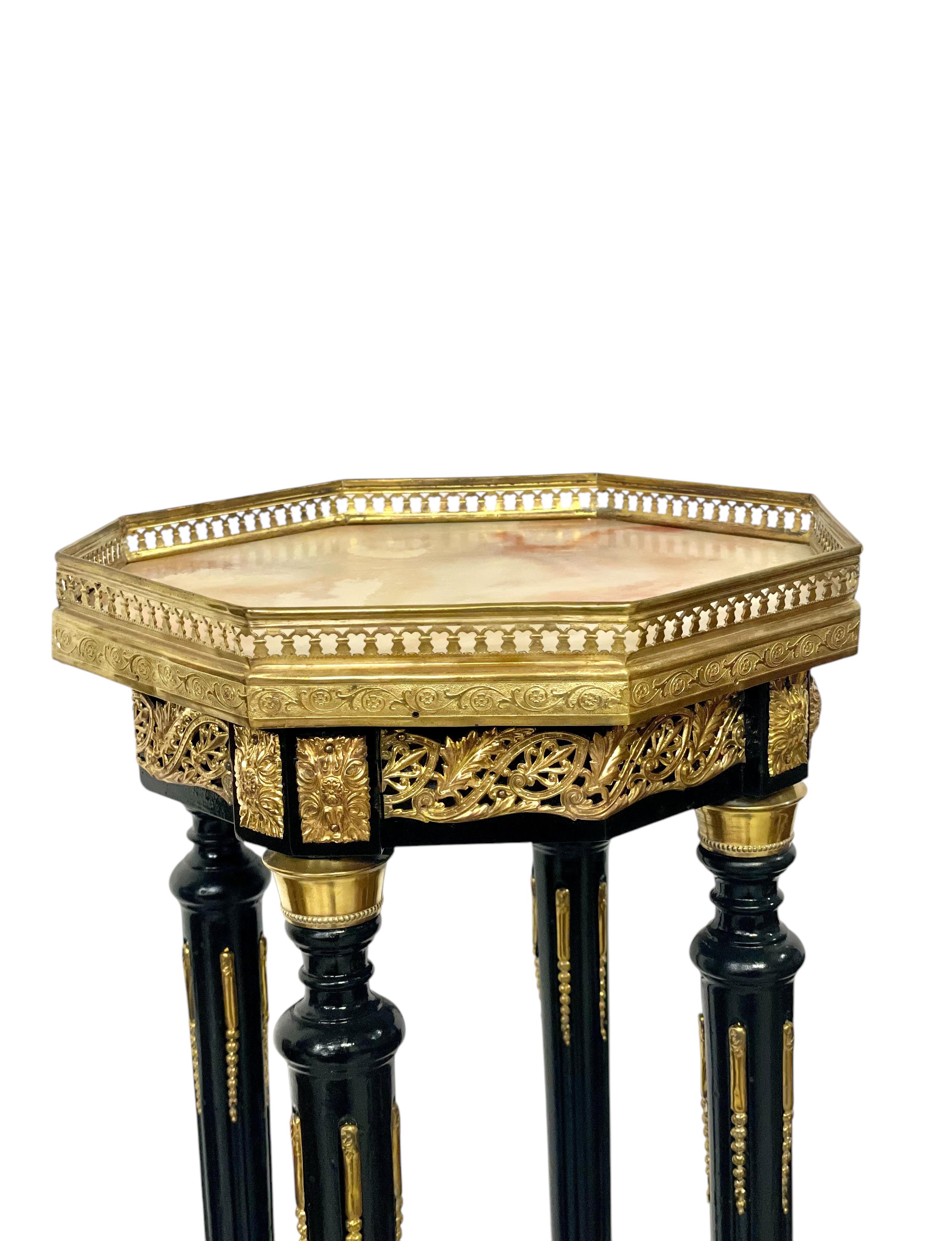 Napoleon III Ebonized and Gilt Bronze Pedestal, Circa 1880 For Sale 1