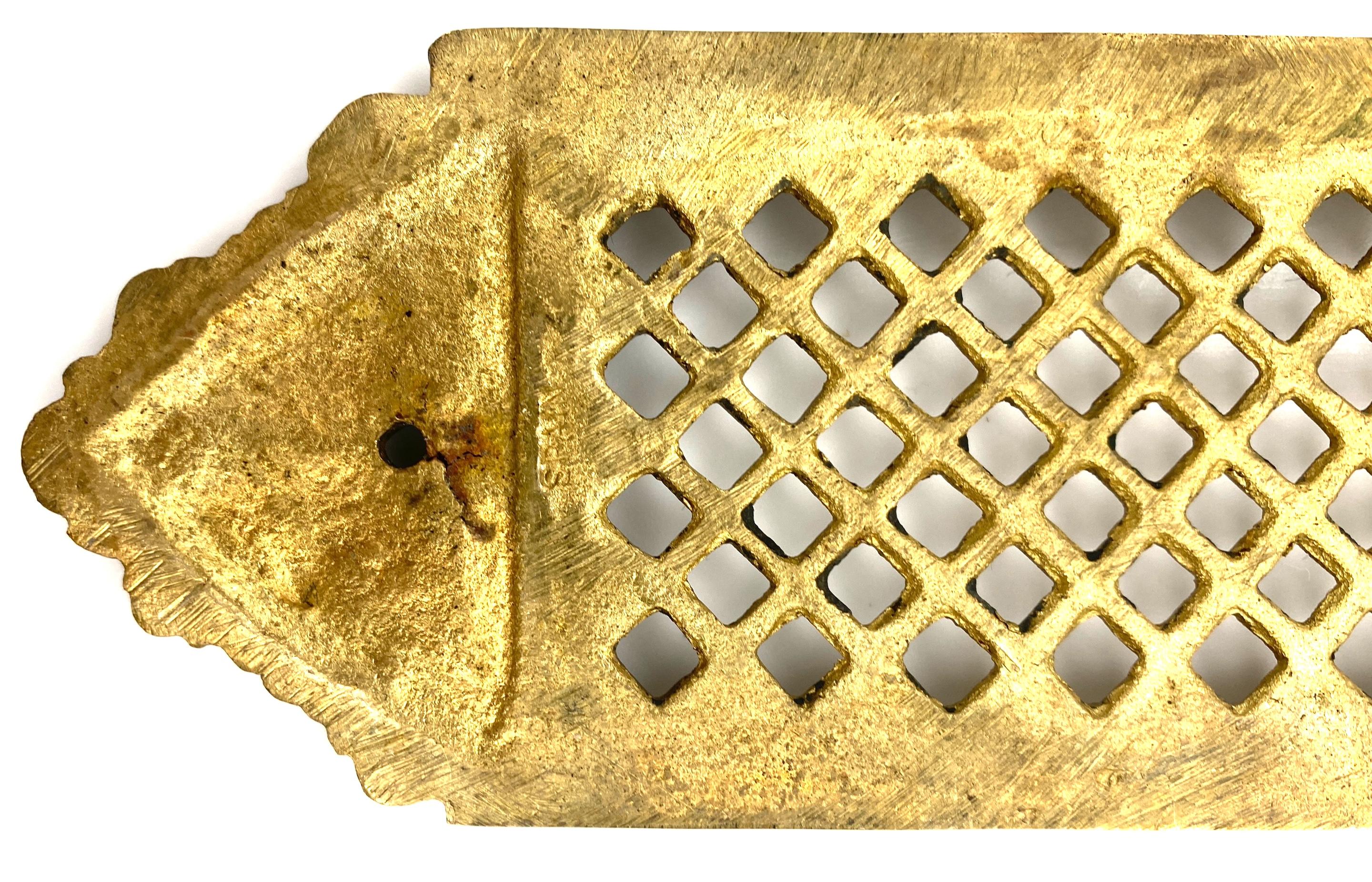Bronze doré Napoléon III Ormolu Montage architectural, de porte ou de meuble en vente