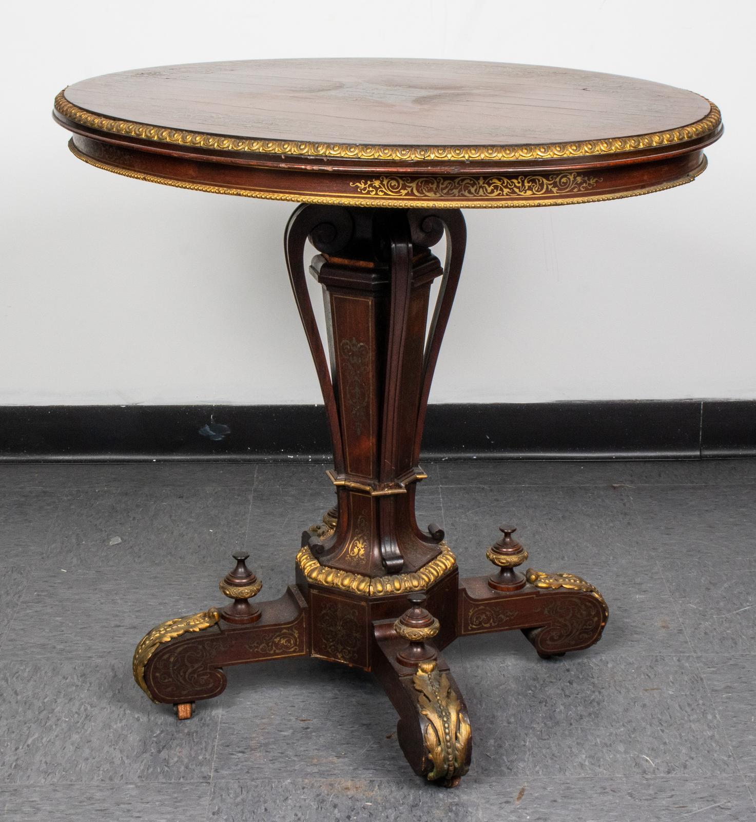 Inlay Napoleon III Oval Side Table with Boulle Marquetry