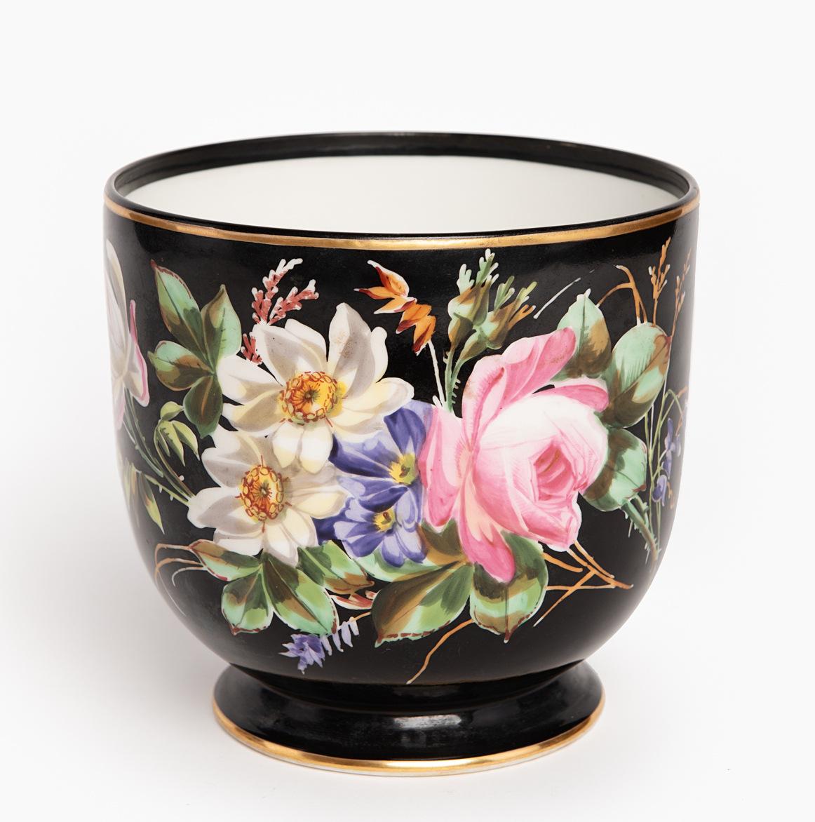 Peint à la main Paire de cache-pots Napoléon III en porcelaine française de Paris peinte à la main