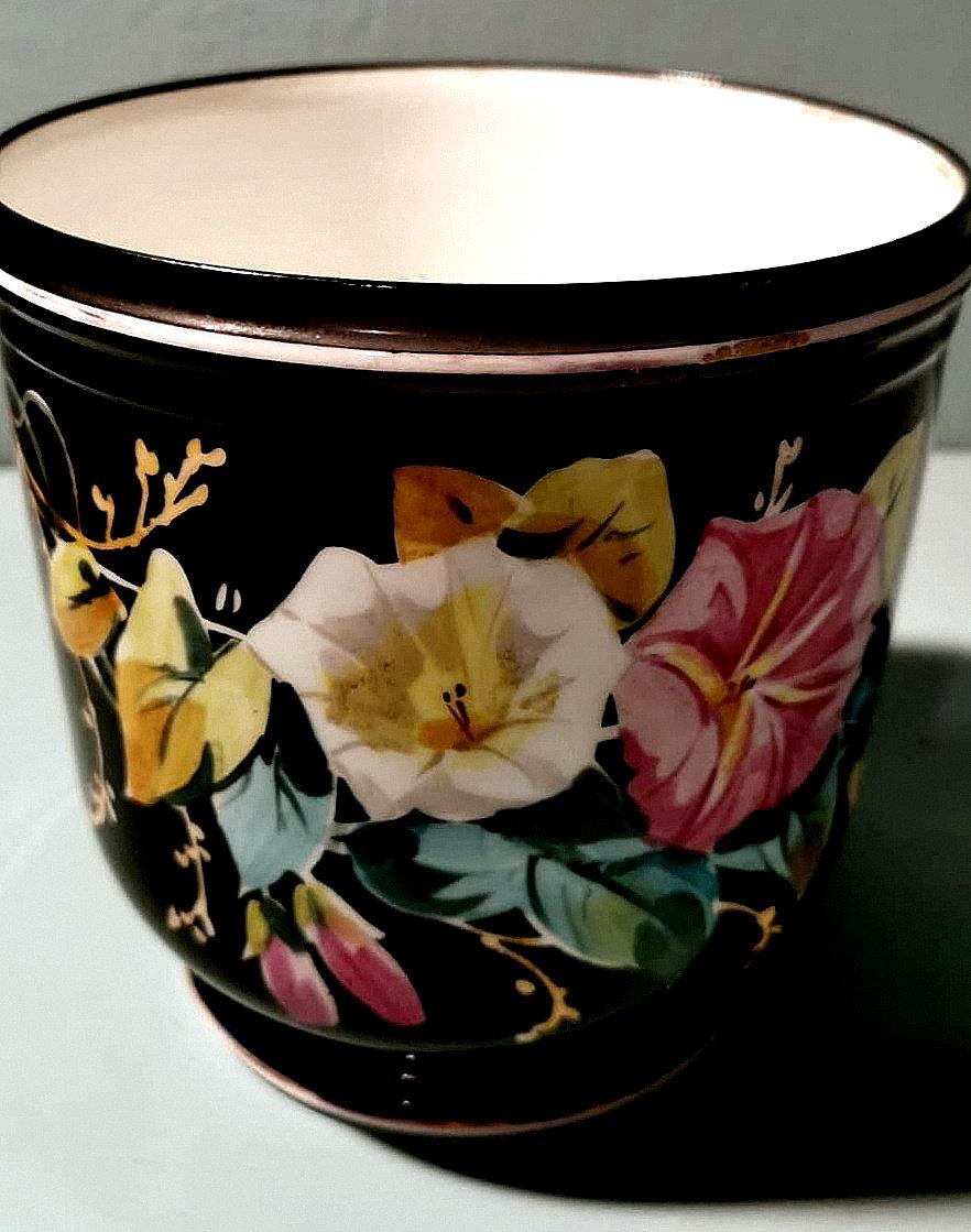 Napoleone III, coppia di cachepot francesi in Porcelaine de Paris dipinta a mano in vendita 5