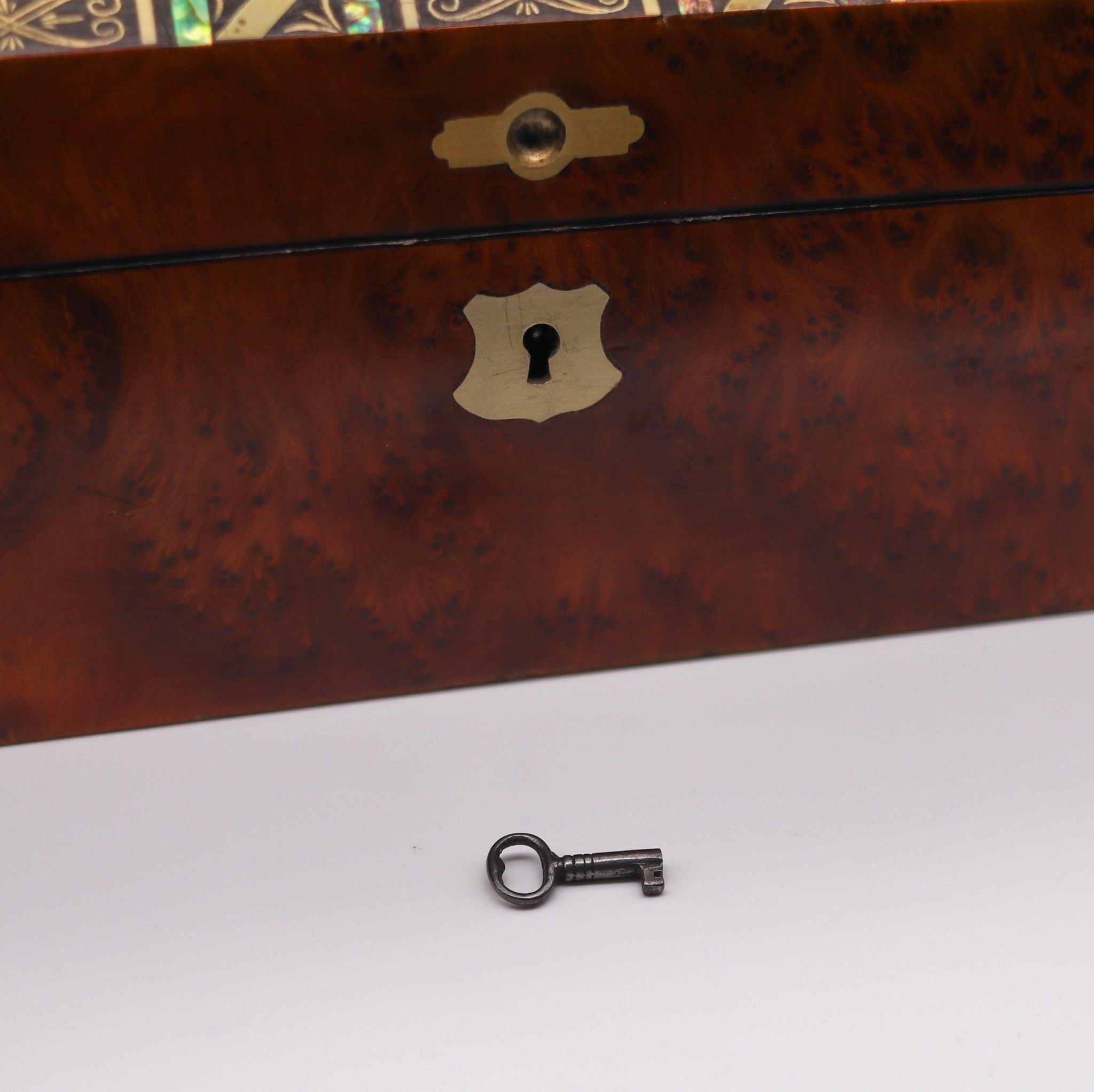 NAPOLEON III Paris 1860 Travel Foldable Writing Desk Box In Precious Woods & Aba For Sale 8
