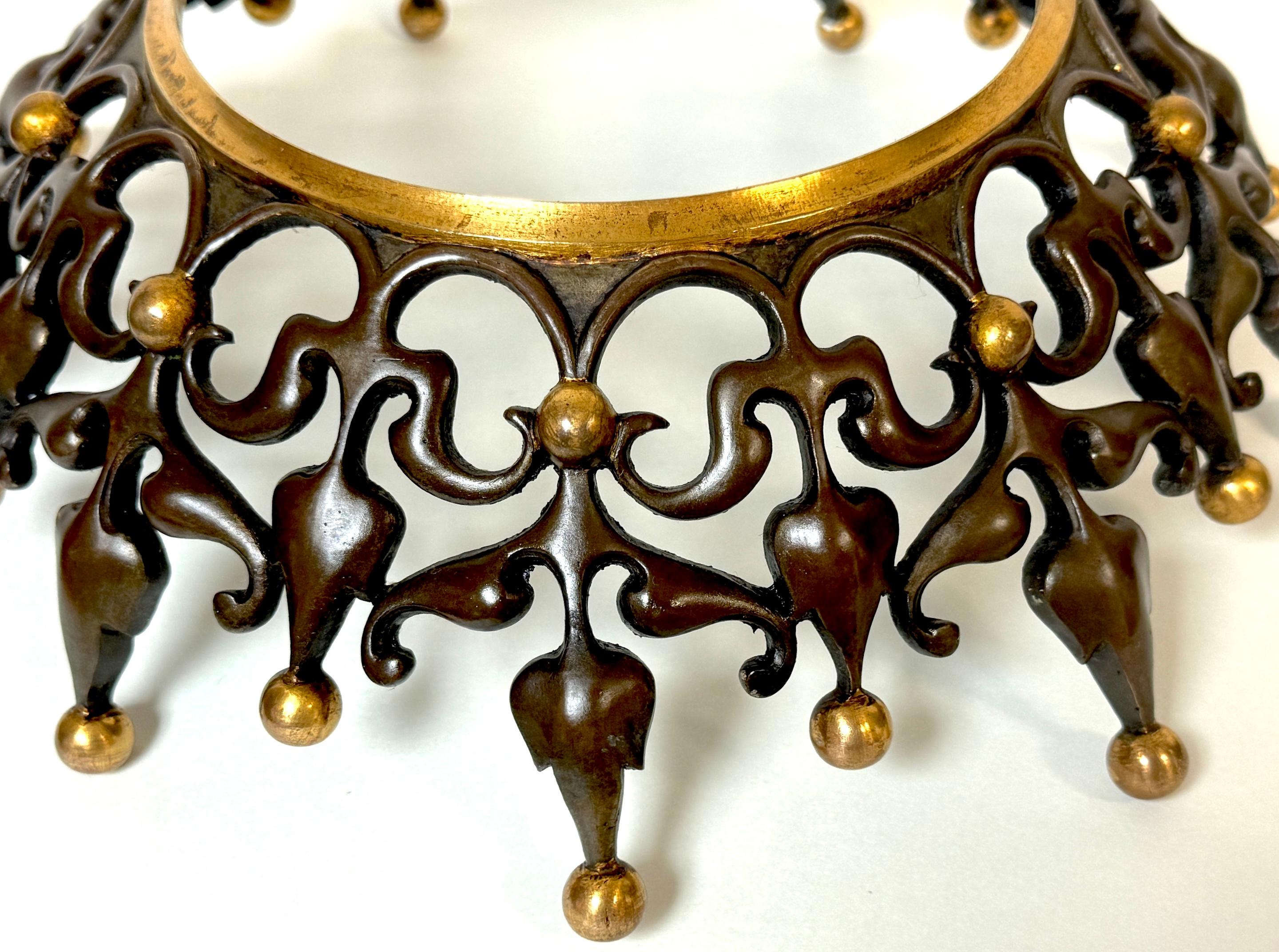 Corona di Napoleone III in bronzo patinato e ormolu, Francia, CIRCA 1870 in vendita 9