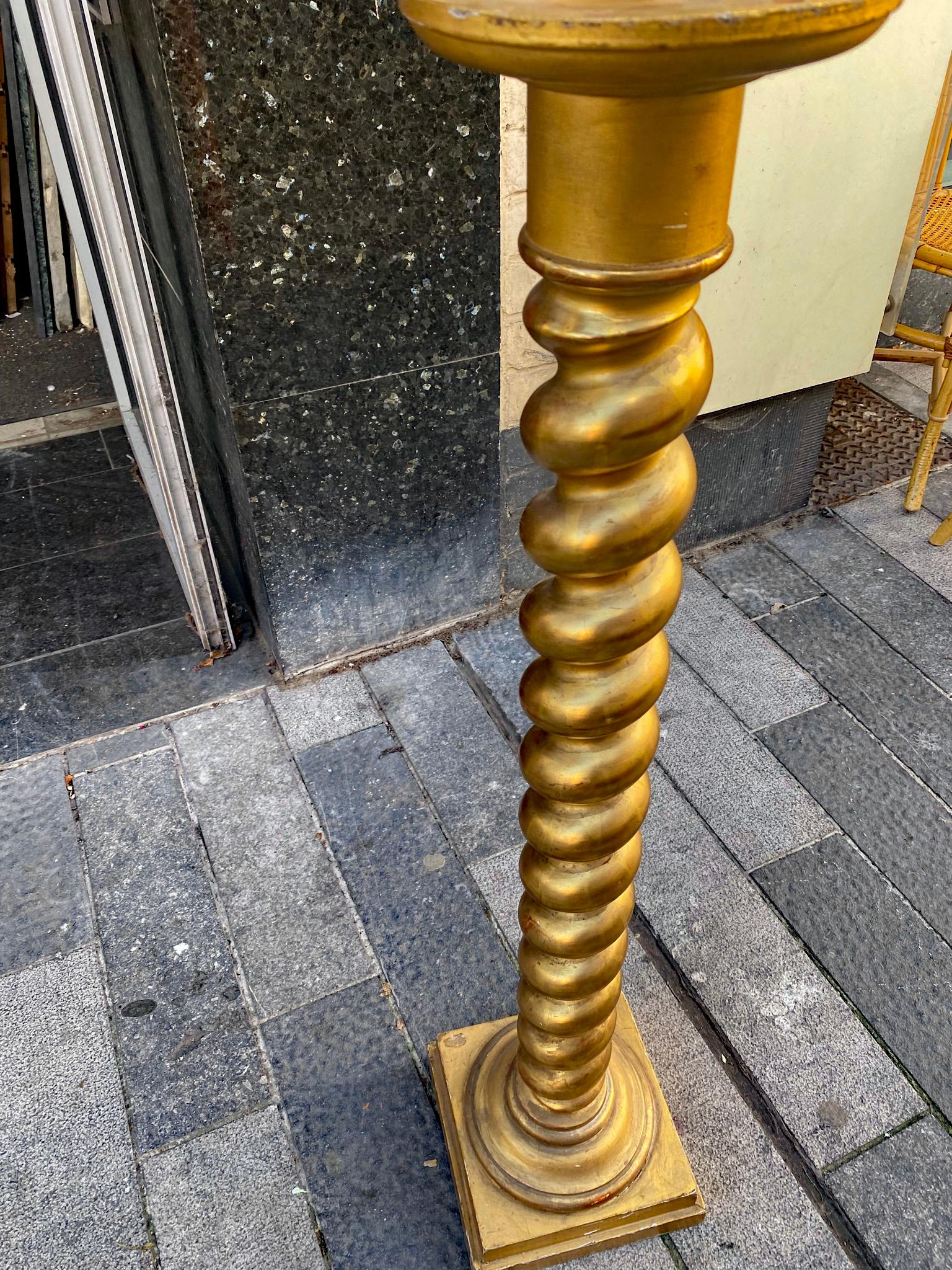 Napoleon III Pedestal aus vergoldetem Holz, um 1930 (Französisch) im Angebot