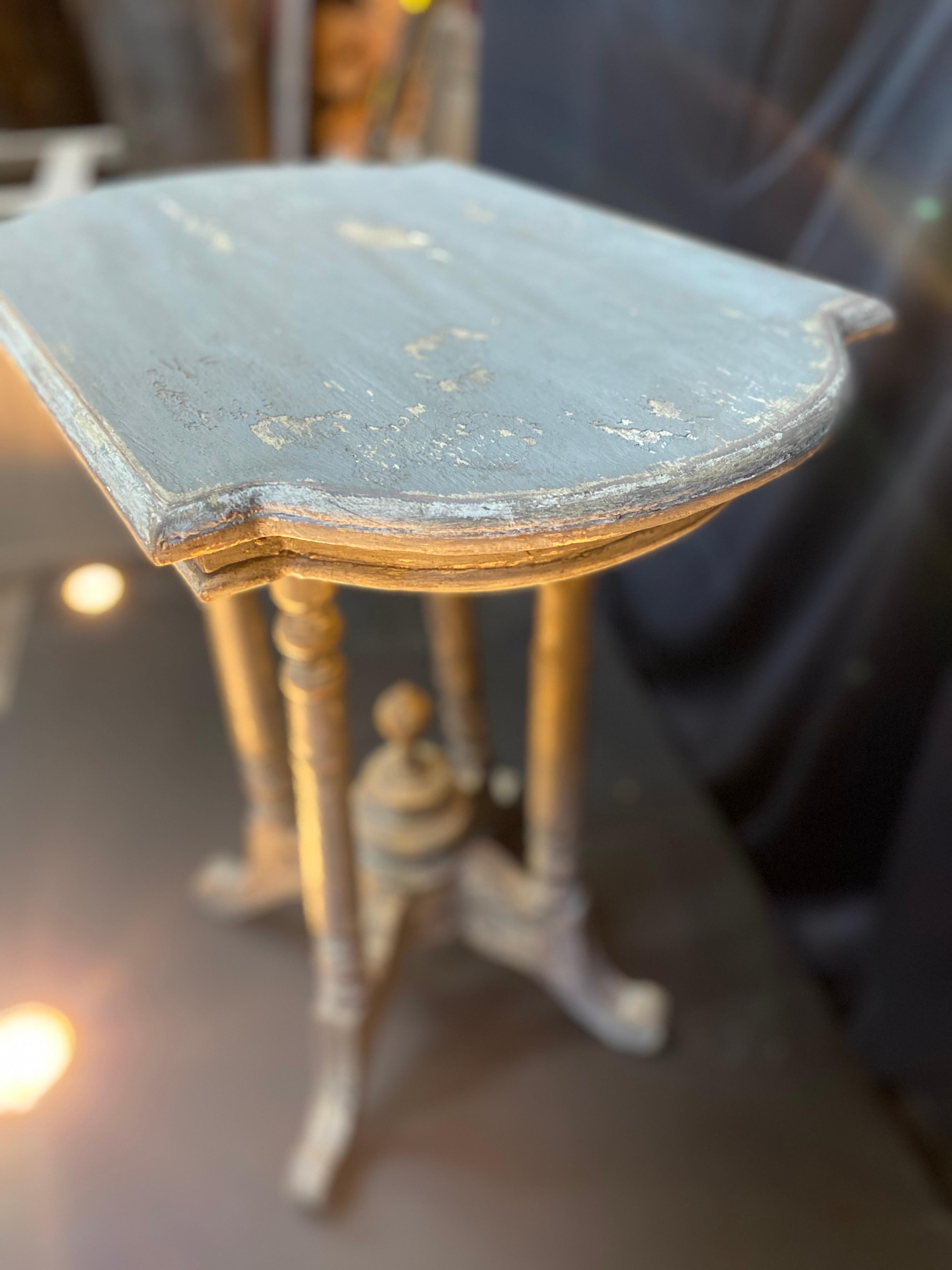 Napoleon III Napoléon iii pedestal table with patina dating from the 19th century  For Sale