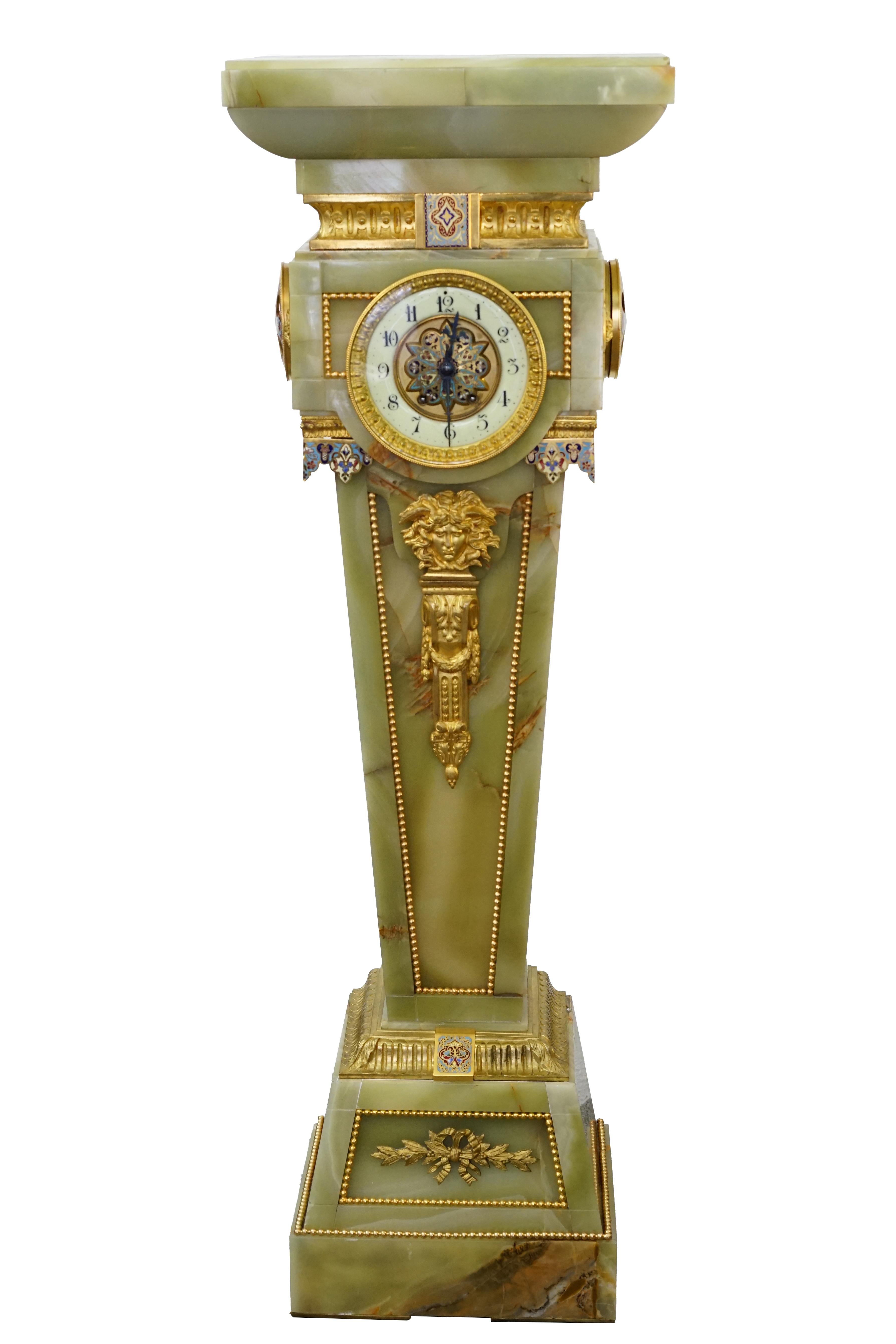 Napoleon III pedestal with clock
Onyx marble column and champleve enamel with golden bonce
The watch has very fine machinery and is stamped Vincenti y Cia 1855
The machinery works
Circa 1870 Origin France
some natural wear and minor repairs to the