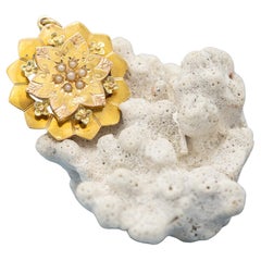 Napoleon III pendant - 18 K yellow gold Antique charm - handmade Art Nouveau