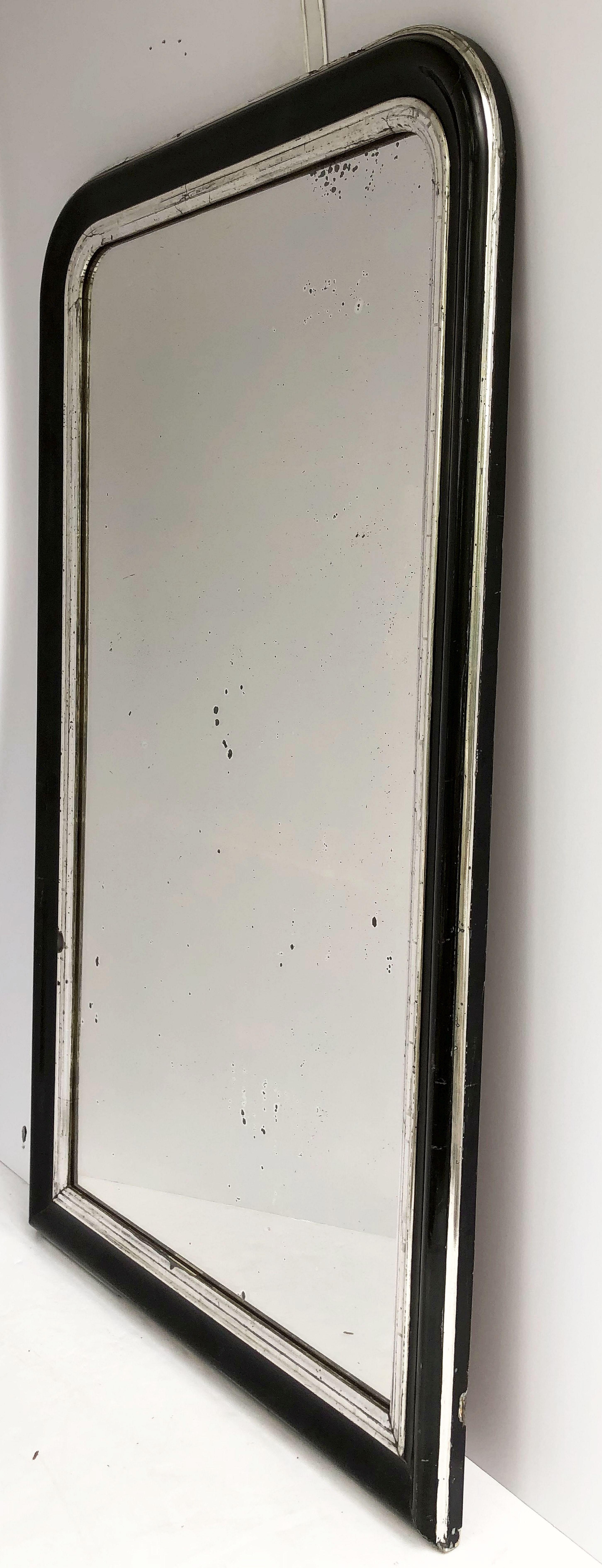 French Napoleon III Period Black and Silver Mirror from France (H 53 1/2 x W 32 1/4) For Sale
