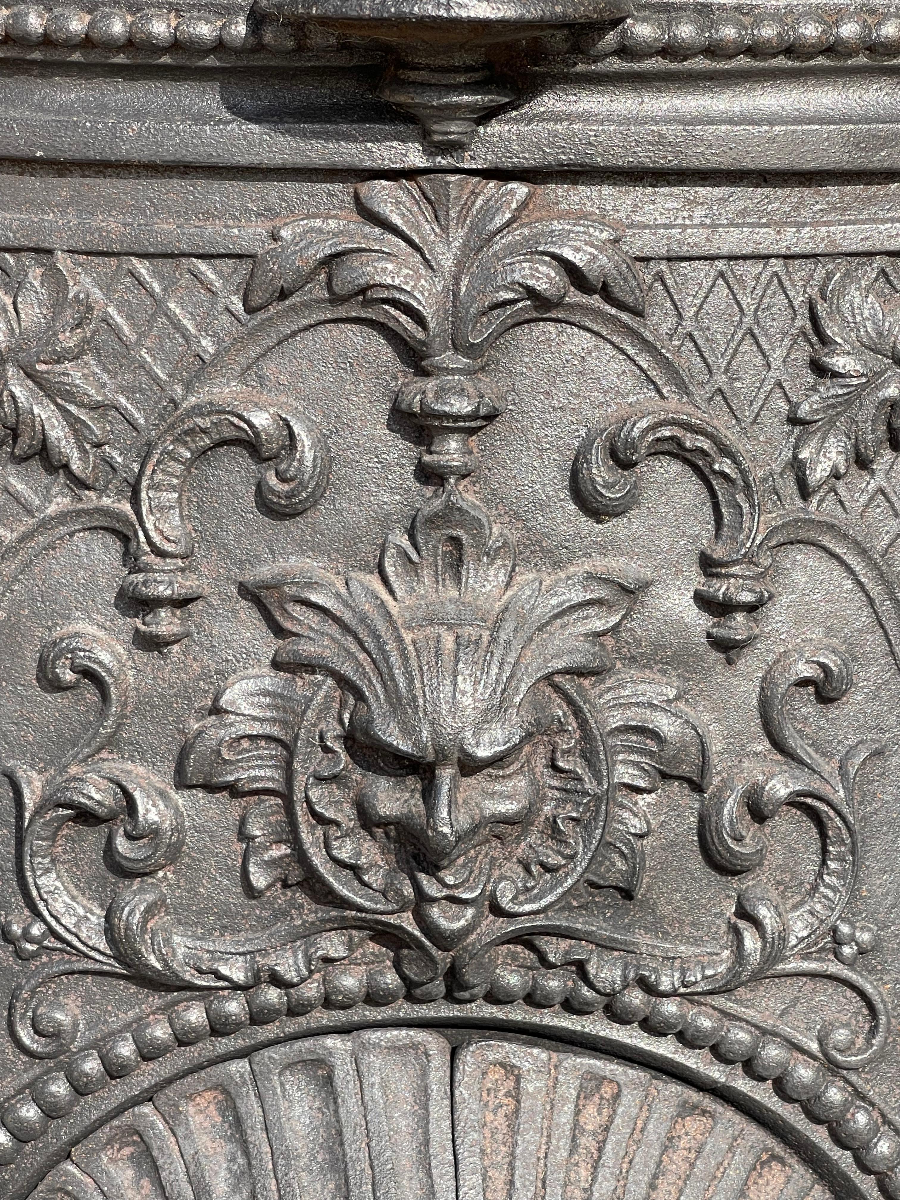 Napoleon III Period Cast Iron Pan XXth century For Sale 1