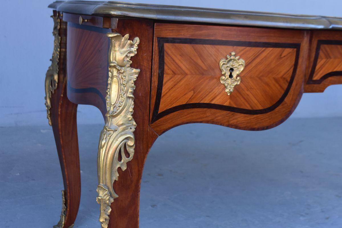 French Napoleon III Period Desk Rich Register of Gilded Bronze For Sale