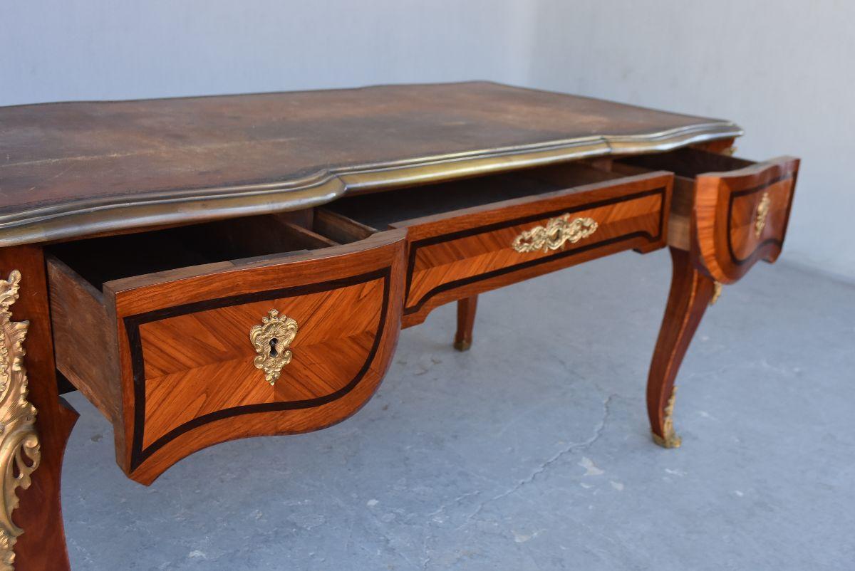 19th Century Napoleon III Period Desk Rich Register of Gilded Bronze For Sale