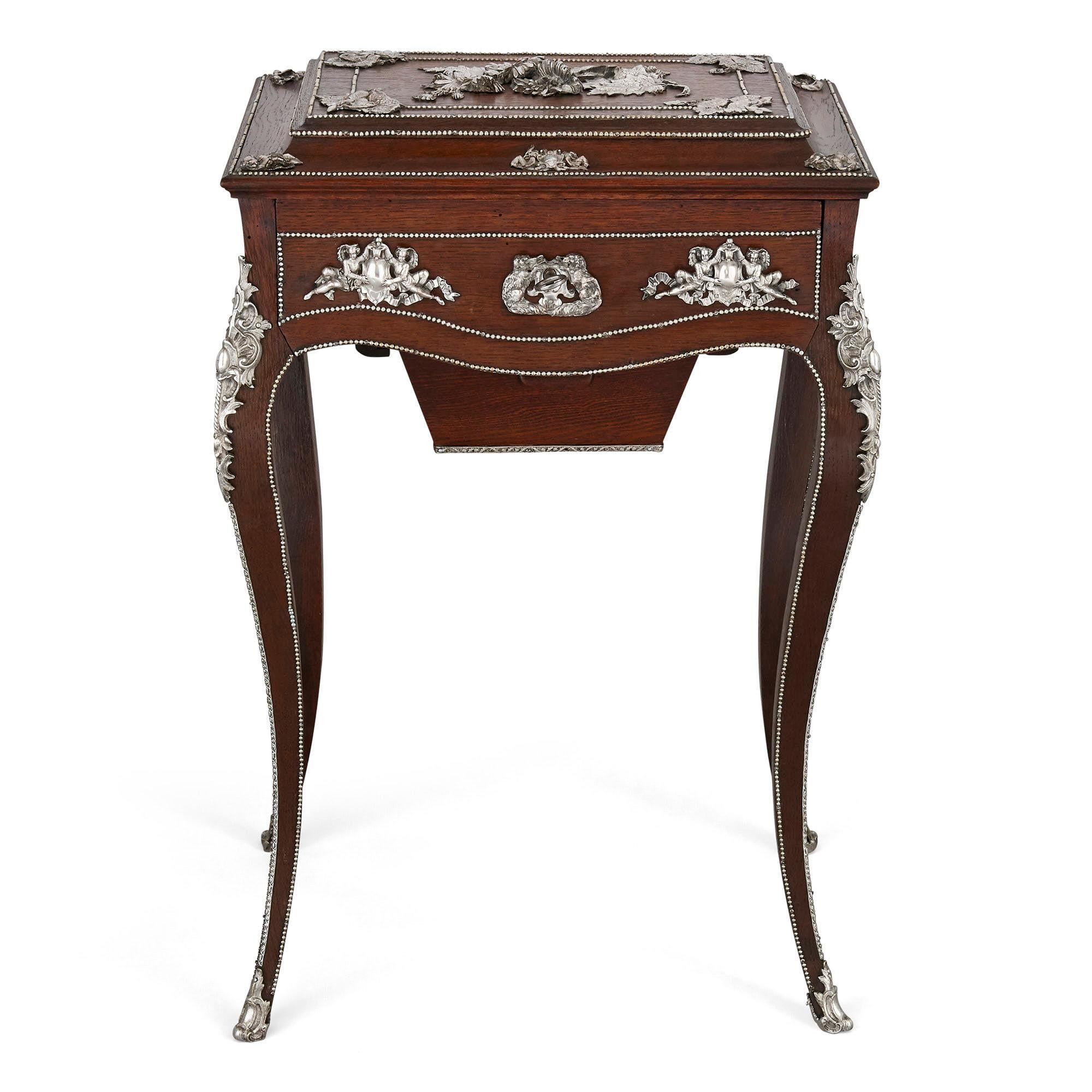 French Napoleon III Period Dressing Table, Attributed to Diehl For Sale