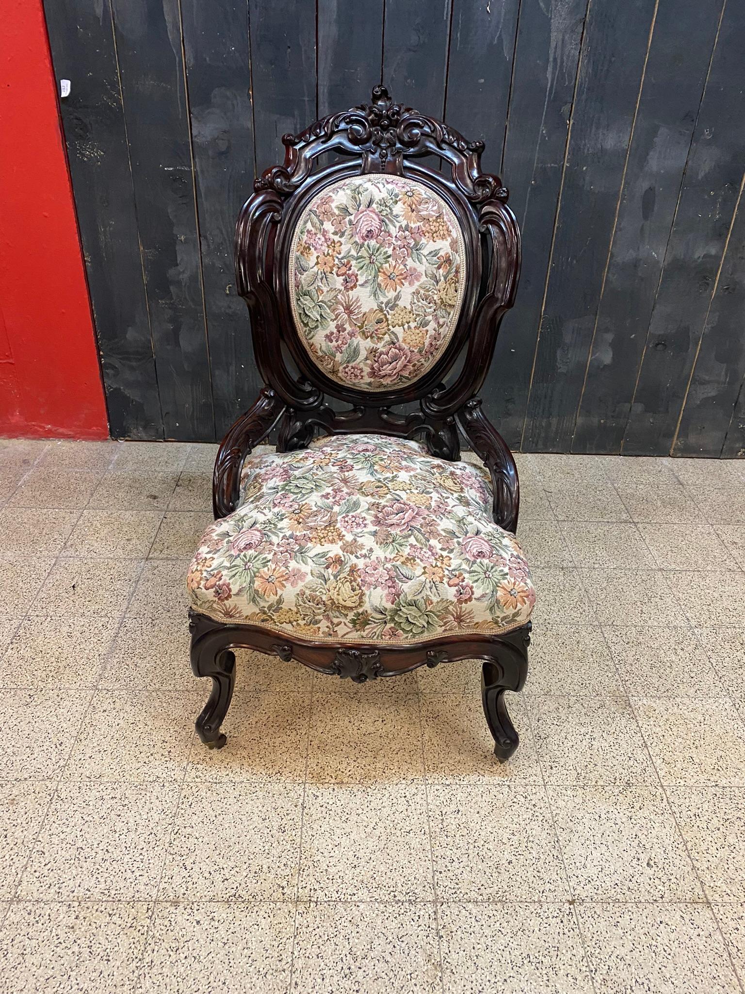 Napoleon III period fireside chair, fully restored
this chair has been recently restored.
if the fabric does not please there is just the fabric to change, the upholstery is in very good condition.