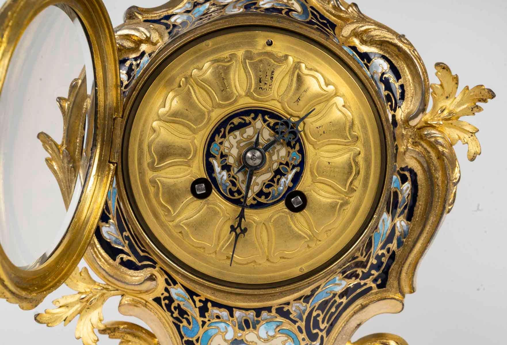Napoleon III Period Gilt Bronze and Enamelled Mantel Set, 19th Century. In Good Condition For Sale In Saint-Ouen, FR