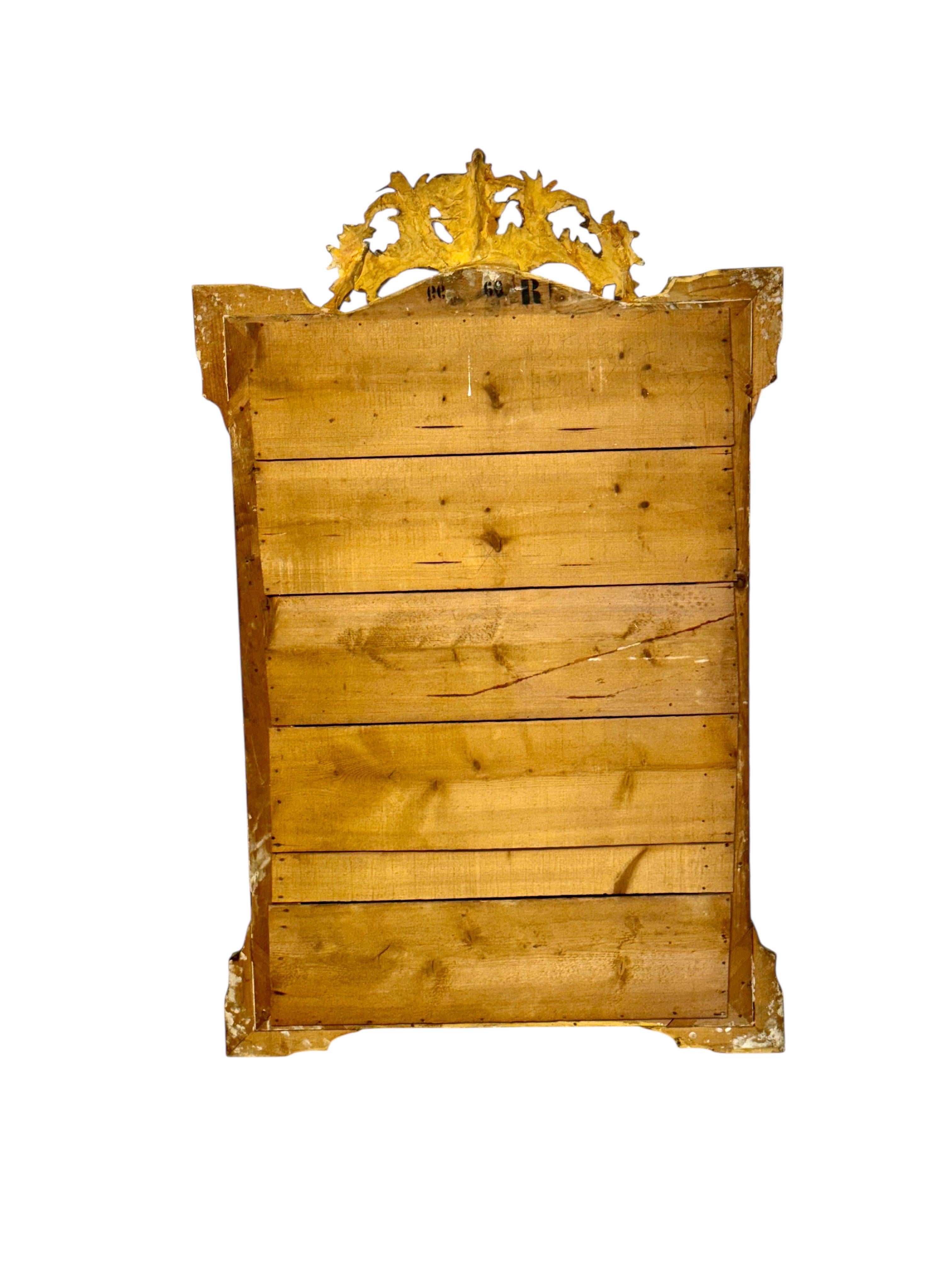 Specchio in legno dorato del periodo Napoleone III con stemma ornato, XIX secolo in vendita 6