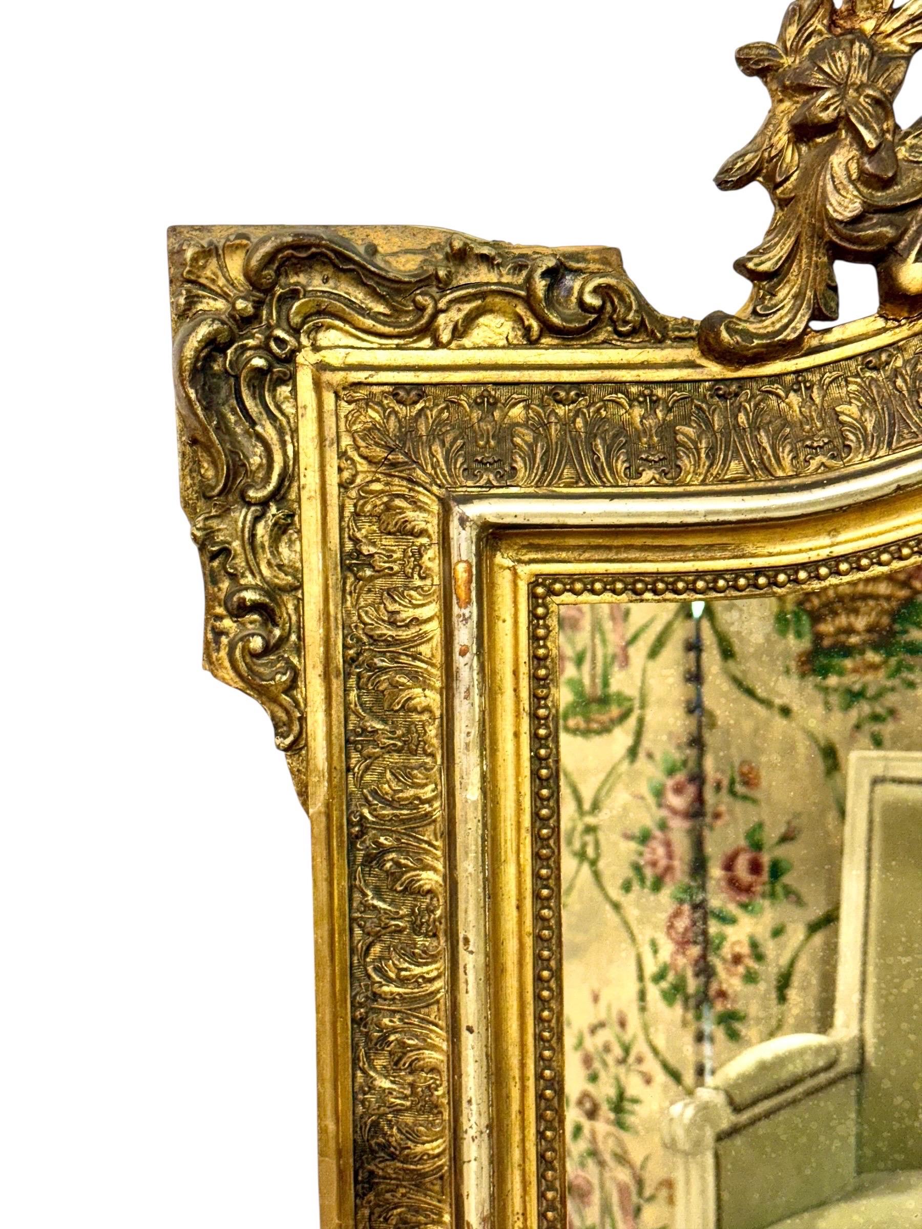 Specchio in legno dorato del periodo Napoleone III con stemma ornato, XIX secolo in vendita 8
