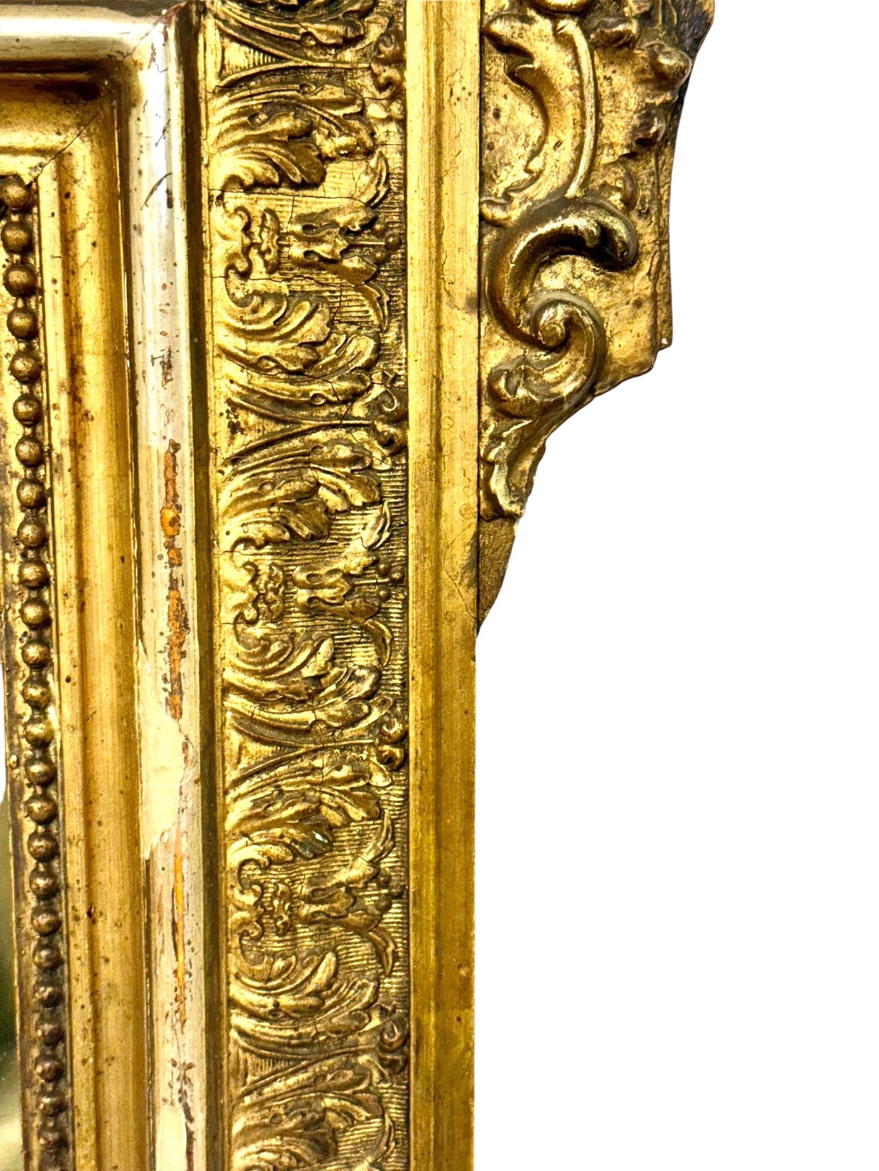 Vetro mercurizzato Specchio in legno dorato del periodo Napoleone III con stemma ornato, XIX secolo in vendita