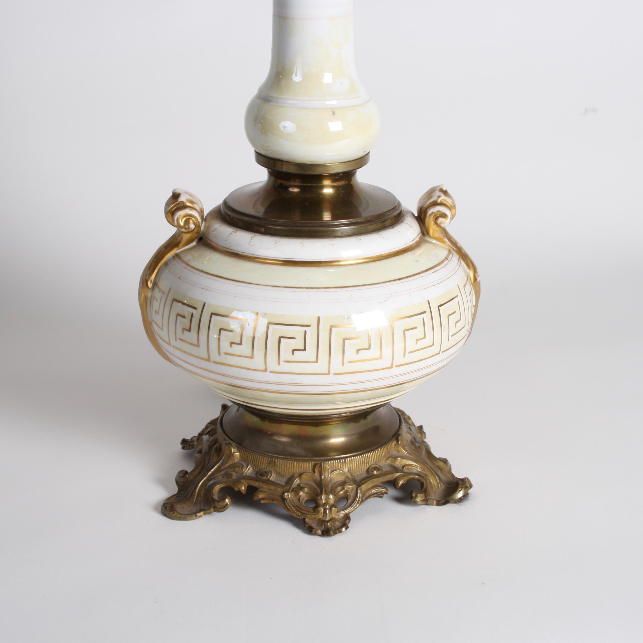 Napoleon III Period Porcelain Table Lamp In Good Condition For Sale In London, GB