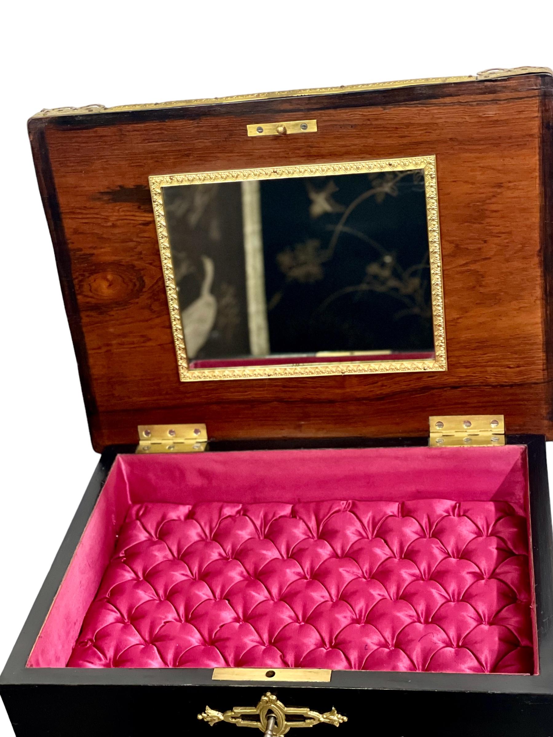 Tocador de época Napoleón III o Travailleuse francesa siglo XIX en venta