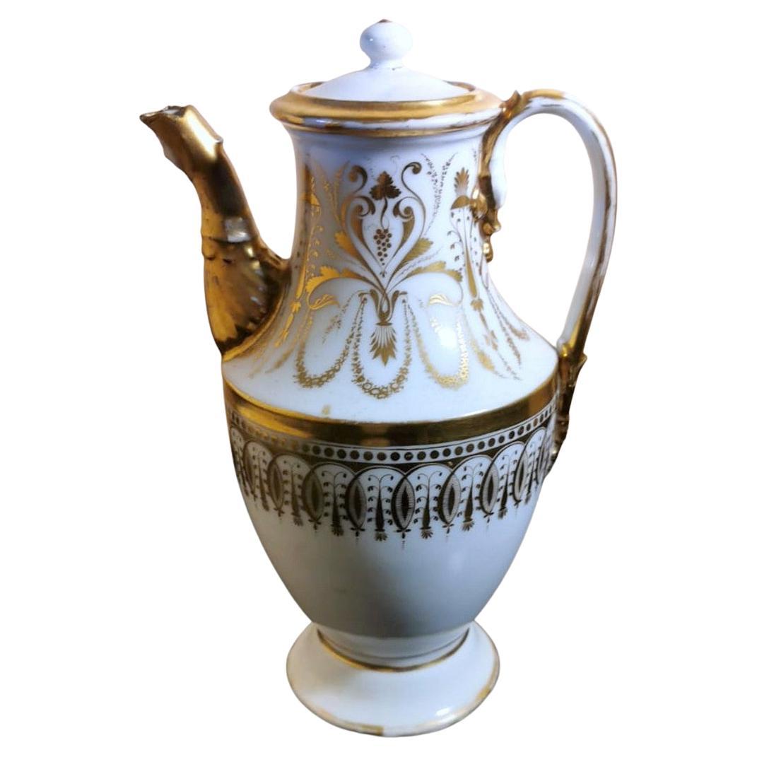Napoleon III Porcelain De Paris Chocolate Teapot with Pure Gold Decorations For Sale