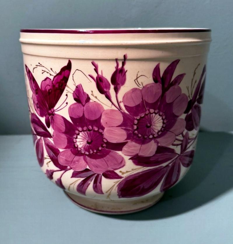 Fatto a mano Cachepot francese Napoleone III Porcelaine de Paris dipinto a mano in vendita