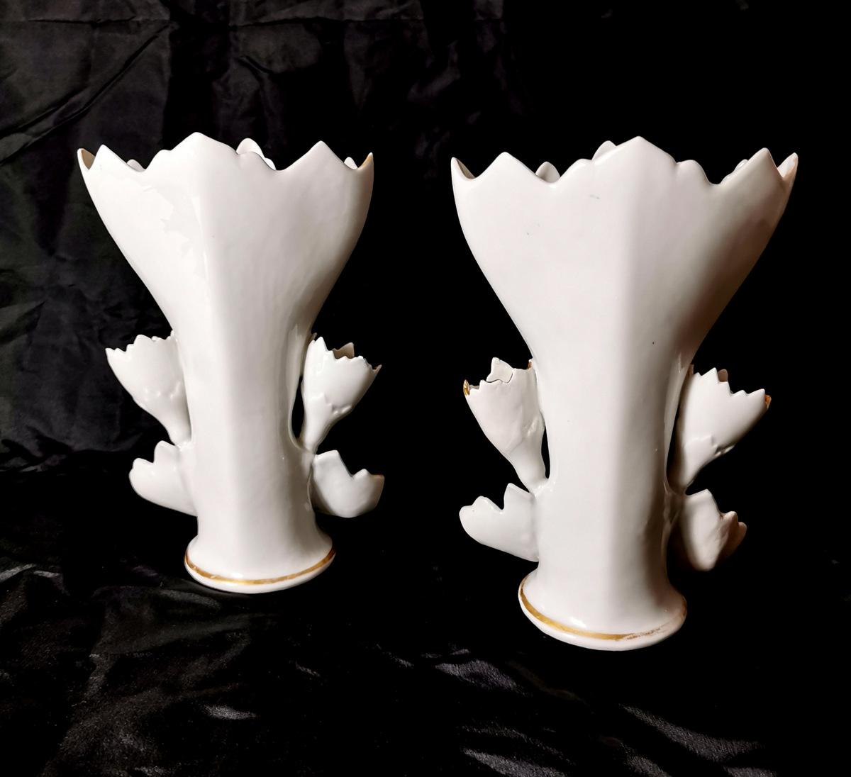 Gilt Napoleon III Porcelain De Paris Pair of French Wedding Vases for Church