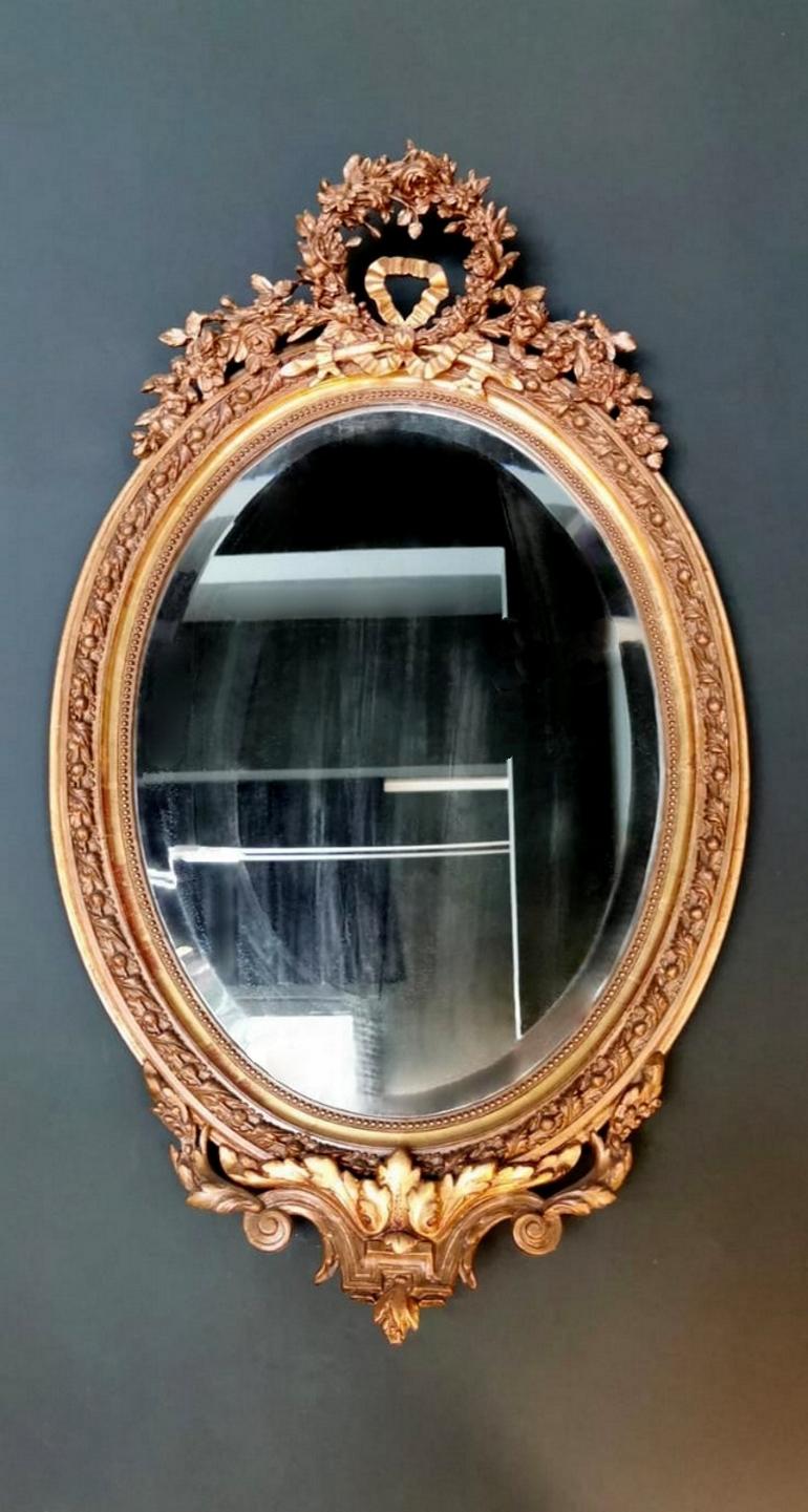 We kindly suggest you read the whole description, because with it we try to give you detailed technical and historical information to guarantee the authenticity of our objects.
Sumptuous and elegant Rococo frame with mirror produced in France