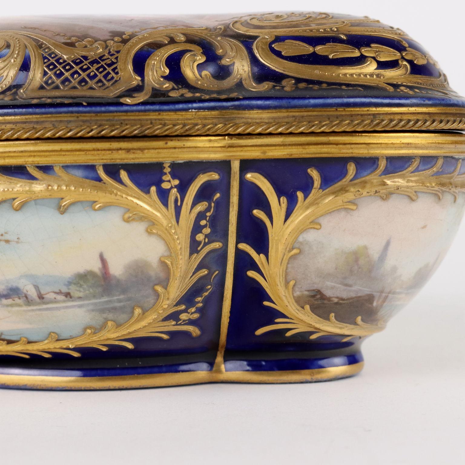 Napoleon III Sèvres Box Porcelain France xix Century 3