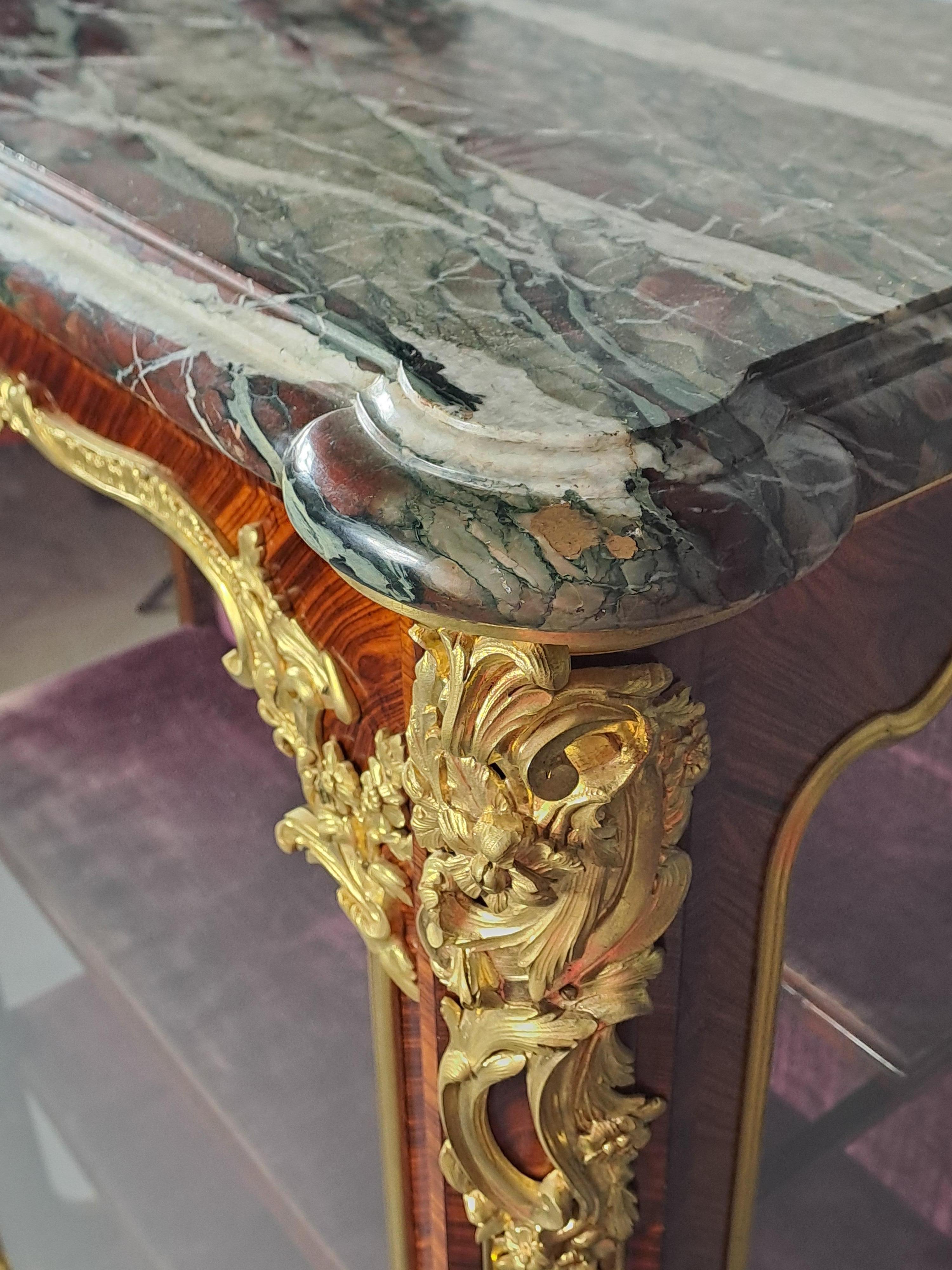 Vetrina di Napoleone III timbrata Pecquereau a Parigi in vendita 3