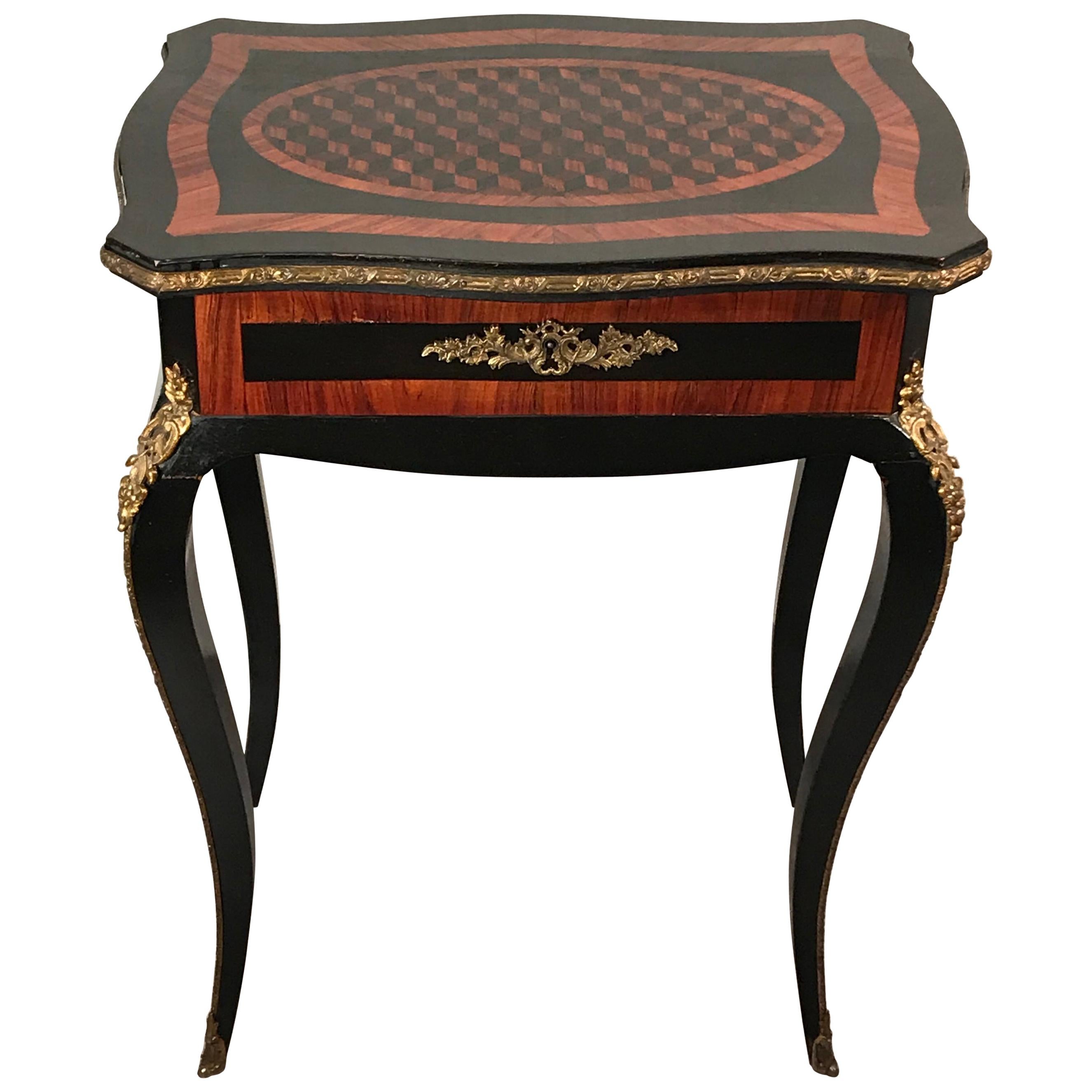 Table d'appoint Napoléon III, France, 1860-1870