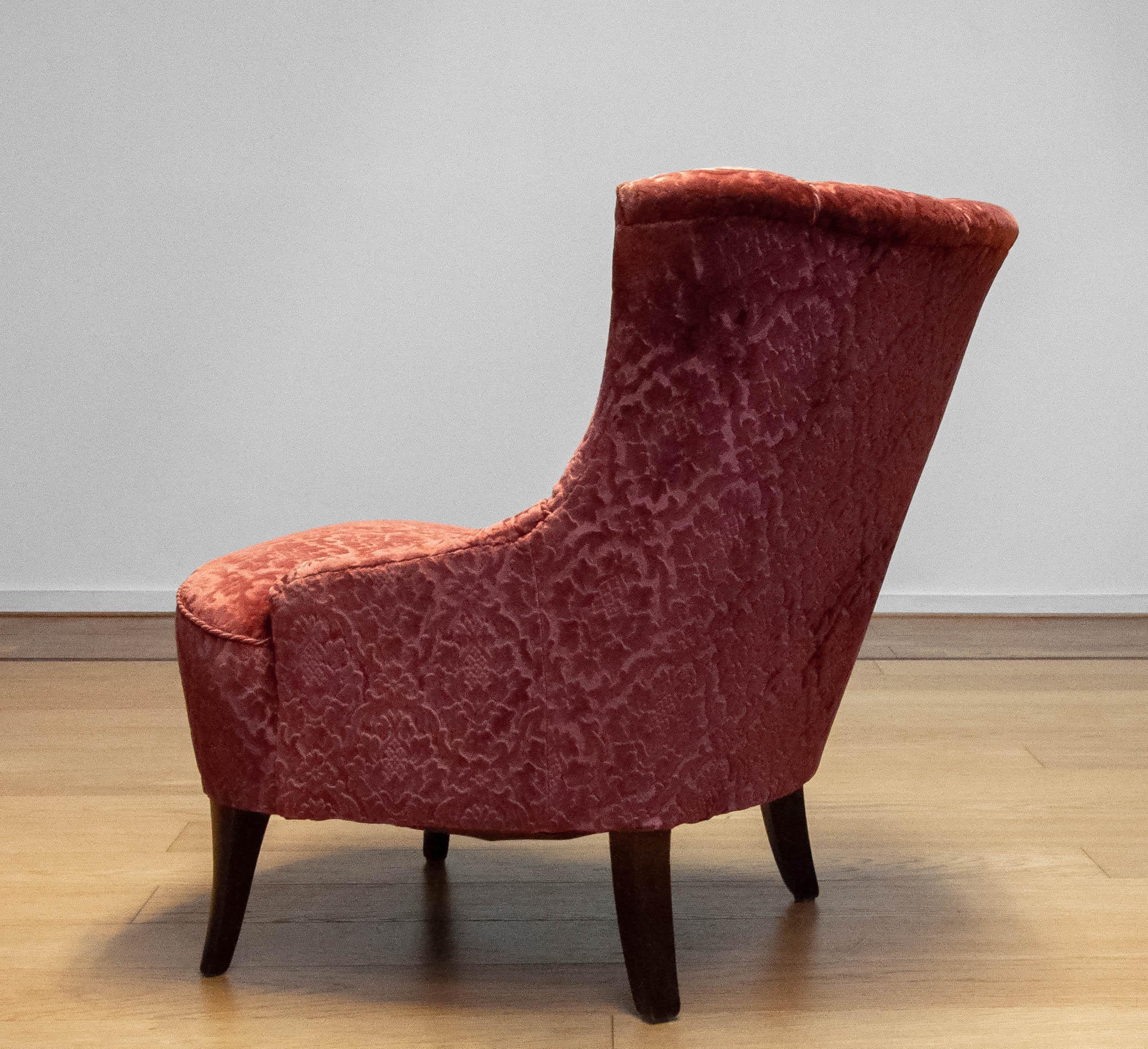 Napoleon III Slipper Chair In Brique Ton Sur Ton Jacquard Velvet. Sweden 1940s For Sale 2