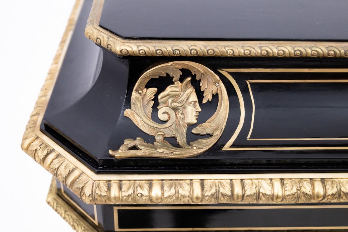 Fine XIX secolo Cassettiera in stile Napoleone III, Francia, circa 1880. in vendita