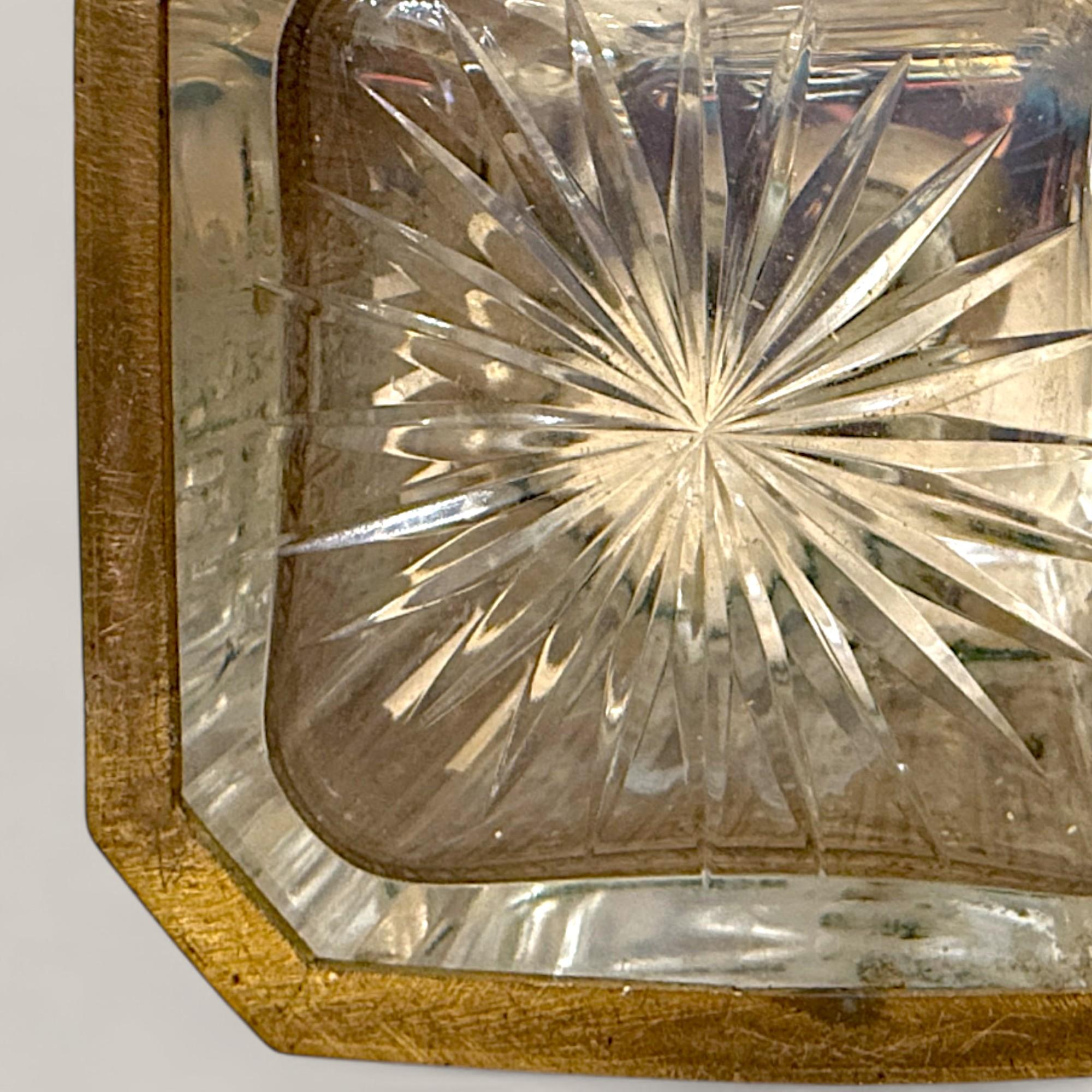 Napoleon III-Style Cut Crystal Perfume Flacon in Gilt Bronze, 19th Century For Sale 5