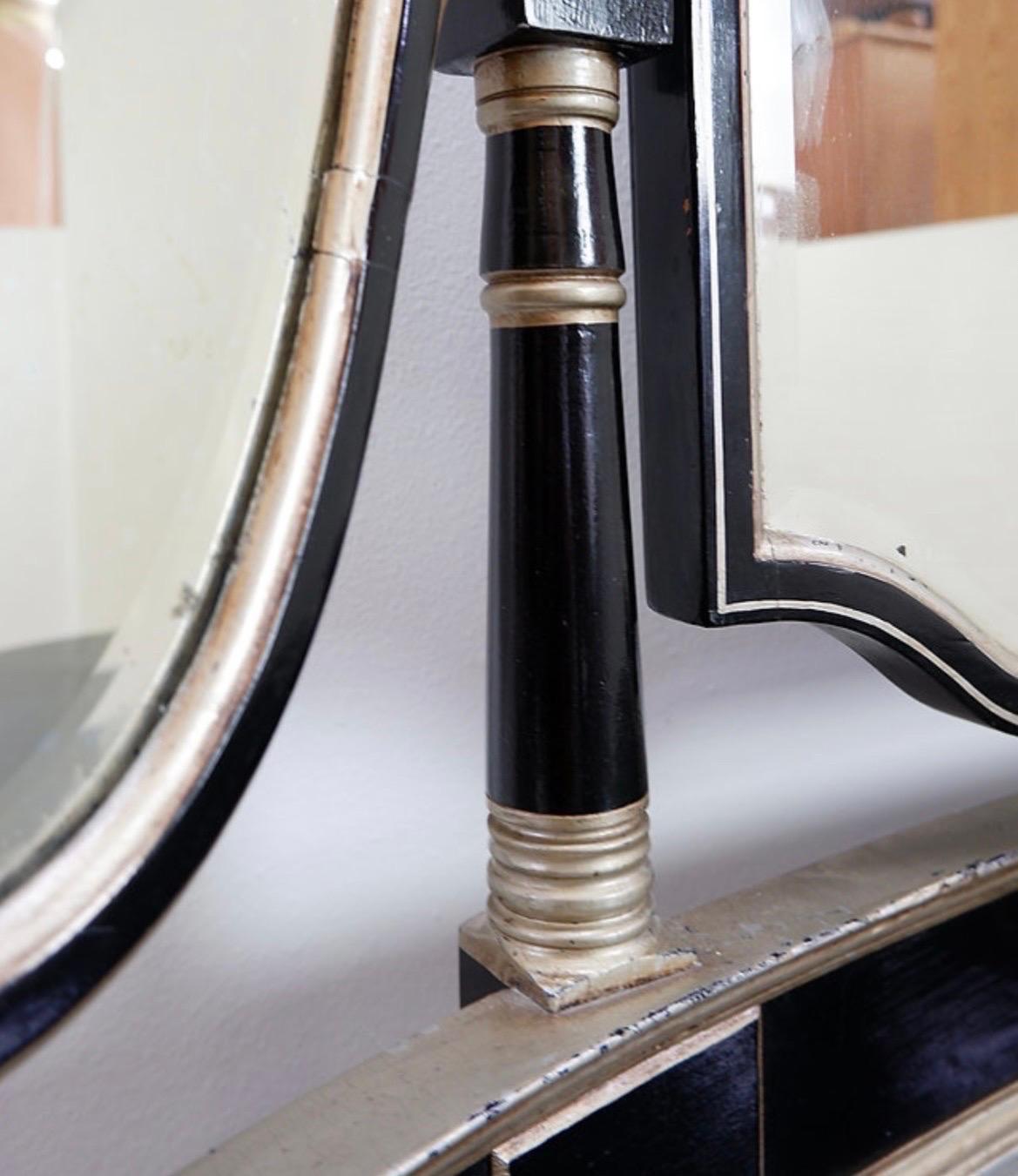 Tavolino da toilette in stile Napoleone III in legno laccato nero e 3 specchi in vendita 8
