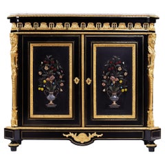 Napoleon III Stil Ebenholz Ormolu Kabinett.