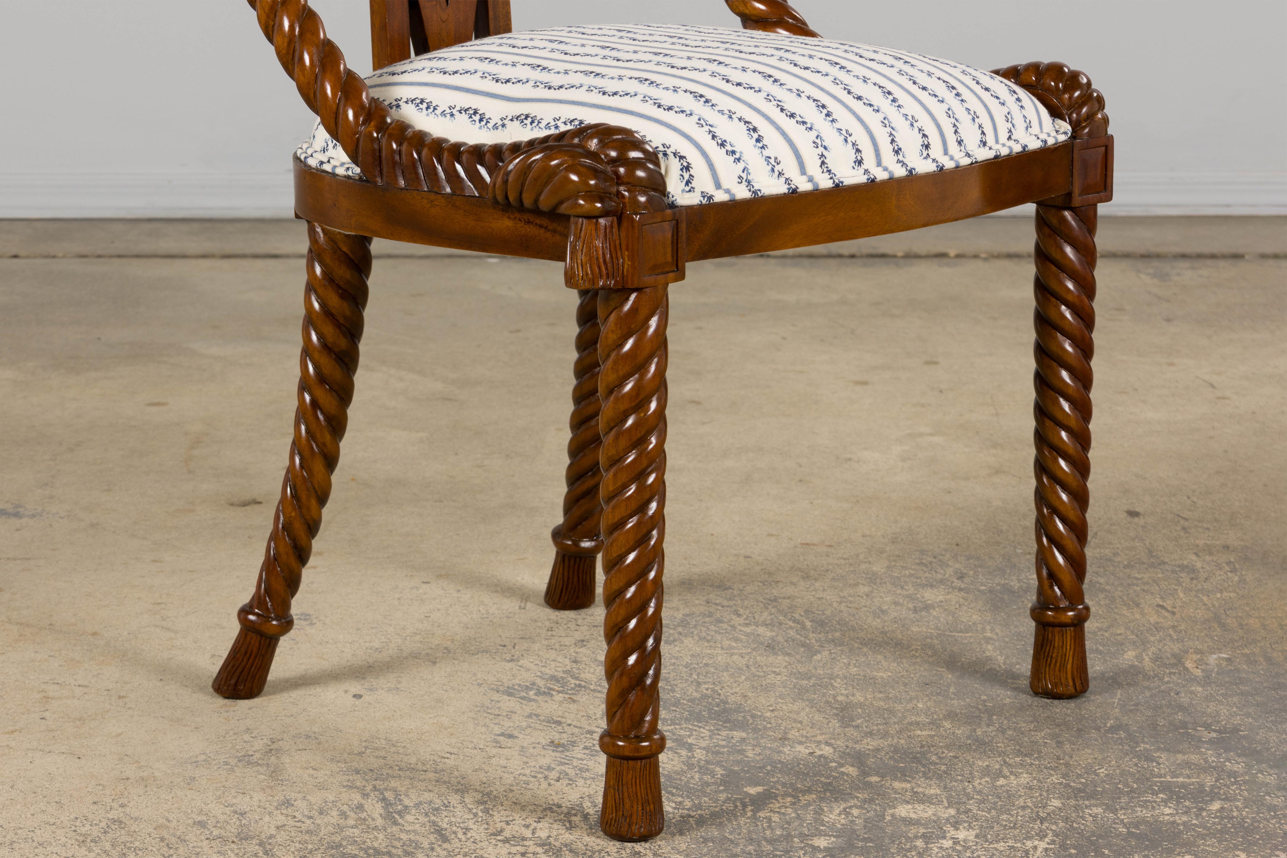 Sillas de comedor tipo góndola de caoba imitación cuerda estilo Napoleón III - Set de 12 en venta 4