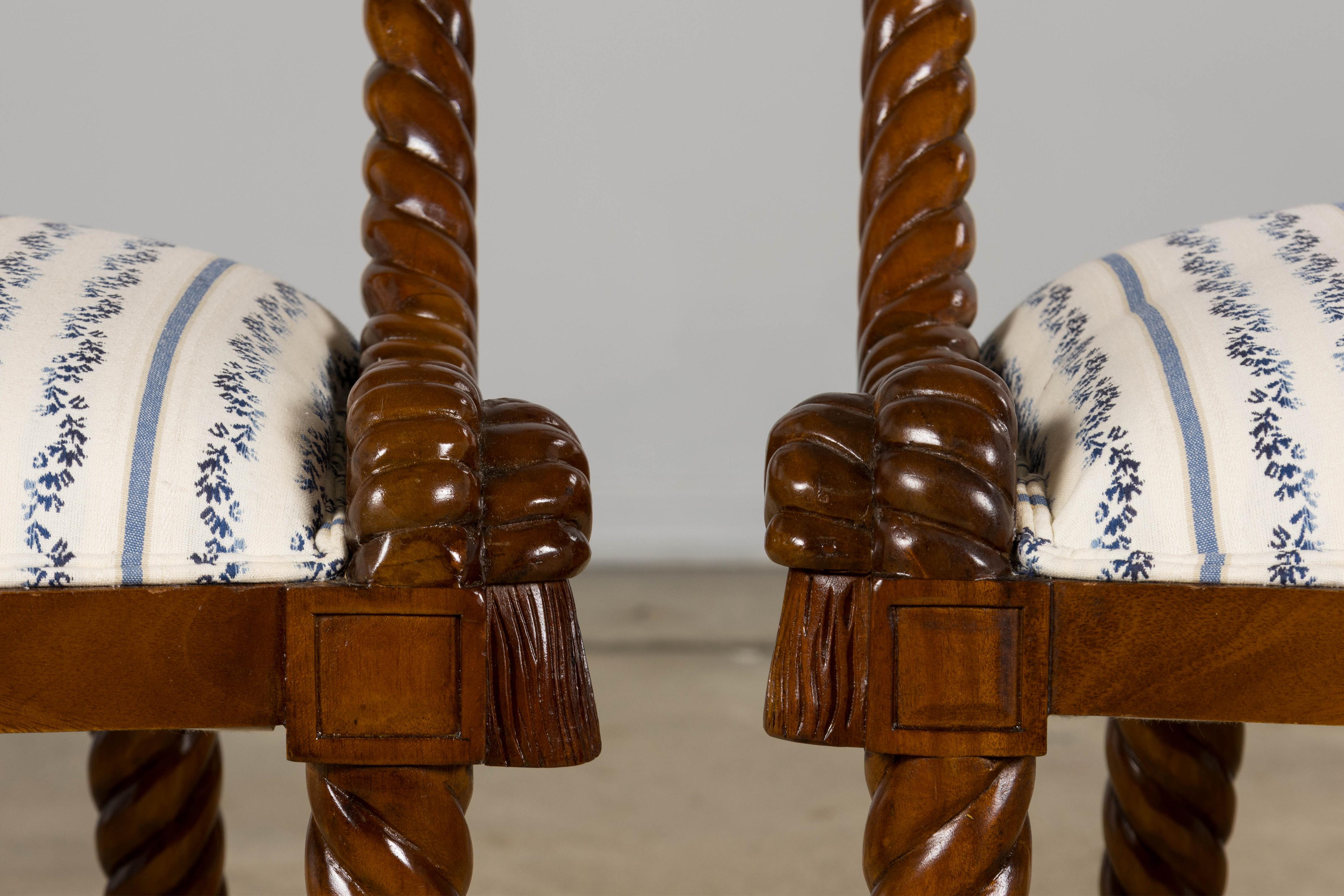 Sillas de comedor tipo góndola de caoba imitación cuerda estilo Napoleón III - Set de 12 siglo XX en venta