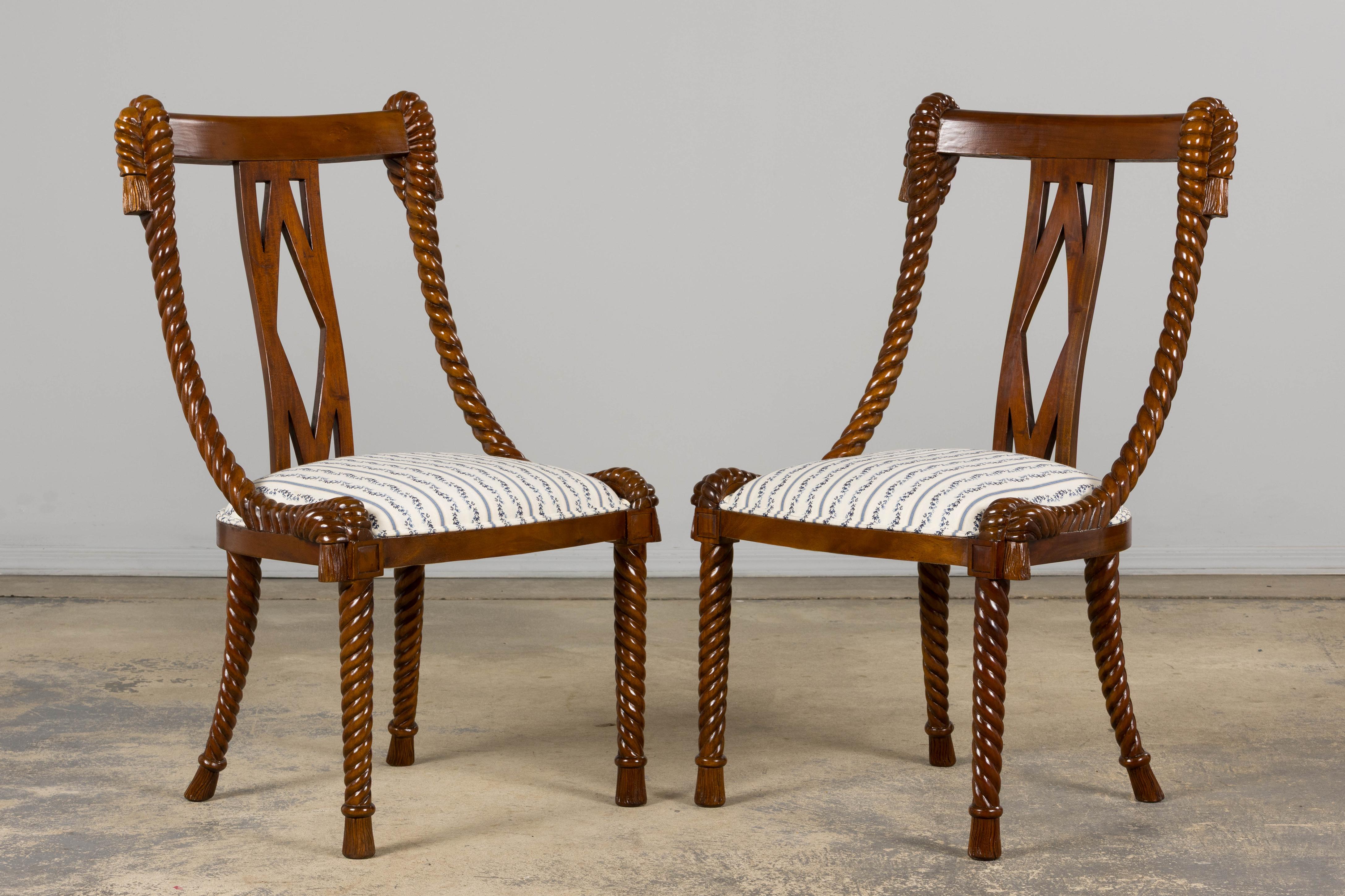 Sillas de comedor tipo góndola de caoba imitación cuerda estilo Napoleón III - Set de 12 Tela en venta