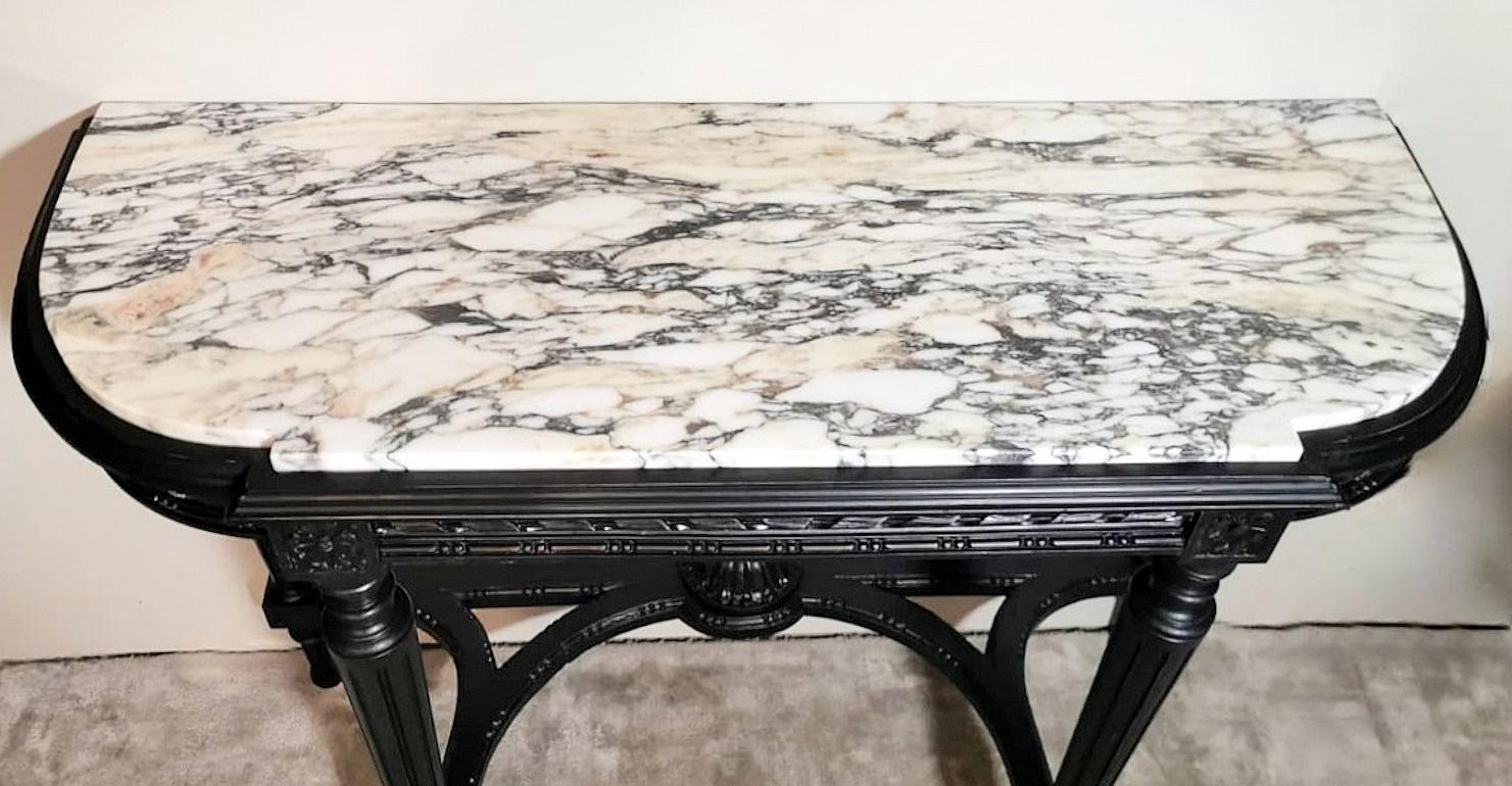 Napoleon III Style French Console Table Black Wood And Carrara Arabesque Marble For Sale 2