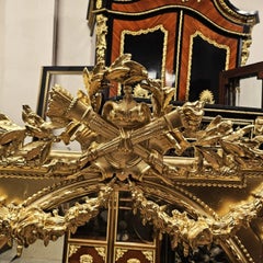 Grand miroir mural en stuc doré français de style Napoléon III 19ème siècle