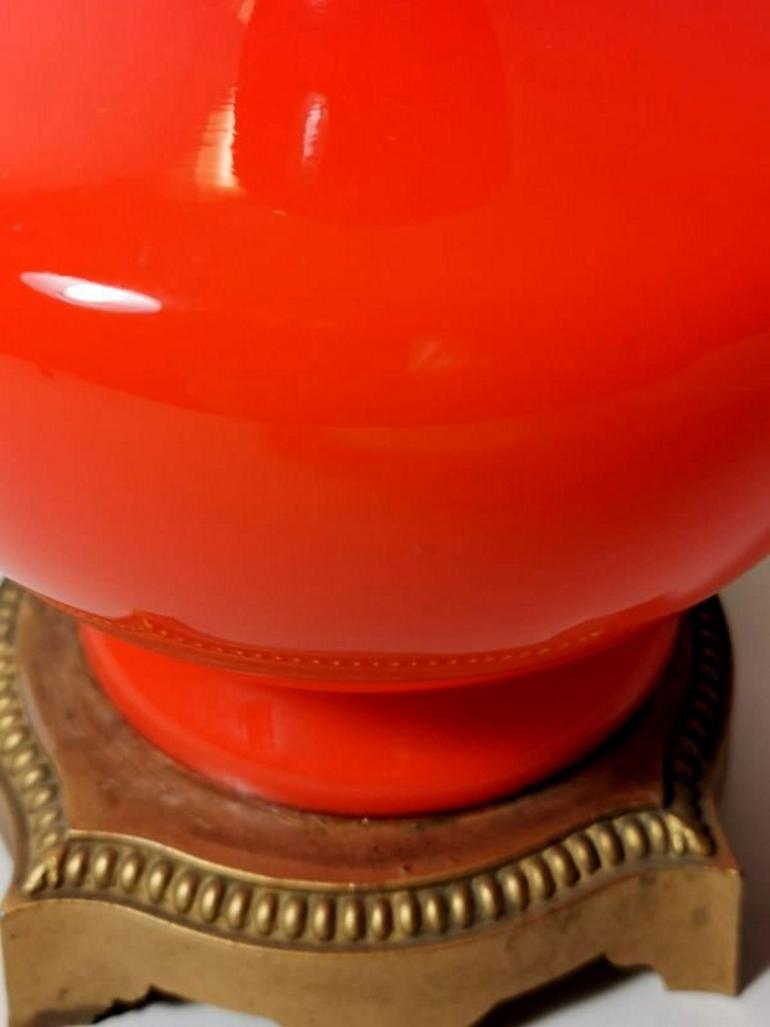 Napoleon III Stil French Opaline Orange Glas Lampe Golden Brass Basis im Angebot 1