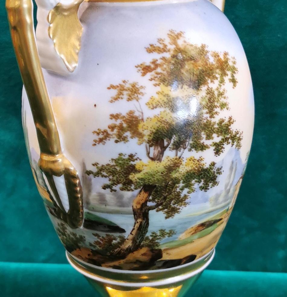 Napoleon III Style French Vase Porcelain De Paris Hand-Painted and Pure Gold 7