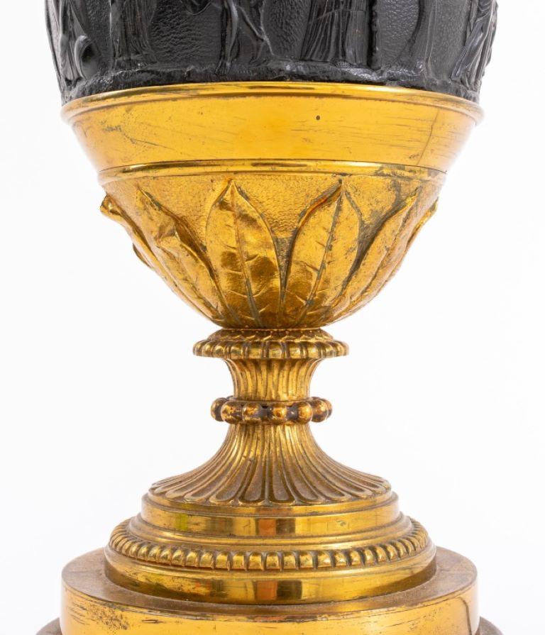 Lampe urne néoclassique de style Napoléon III en vente 4