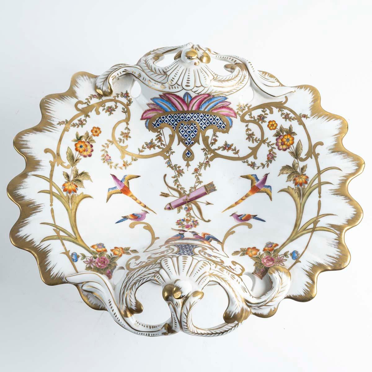 Cuenco de porcelana estilo Napoleón III. Francés en venta