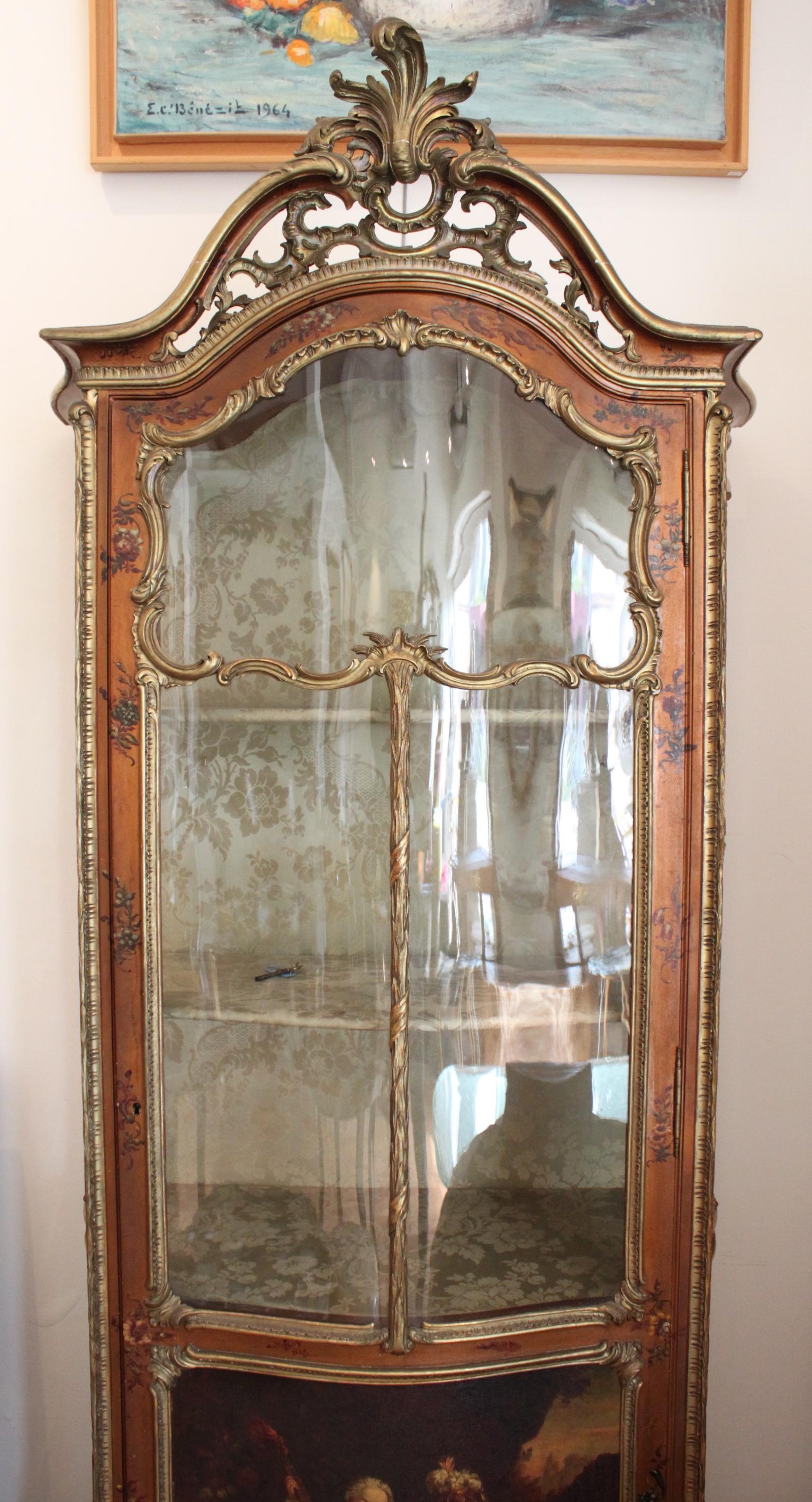 Napoleon III vitrine in sculpted wood and vernis Martin. Beautiful quality, in perfect condition.
Dimensions: Height 210cm, width 80cm, depth 40 cm.