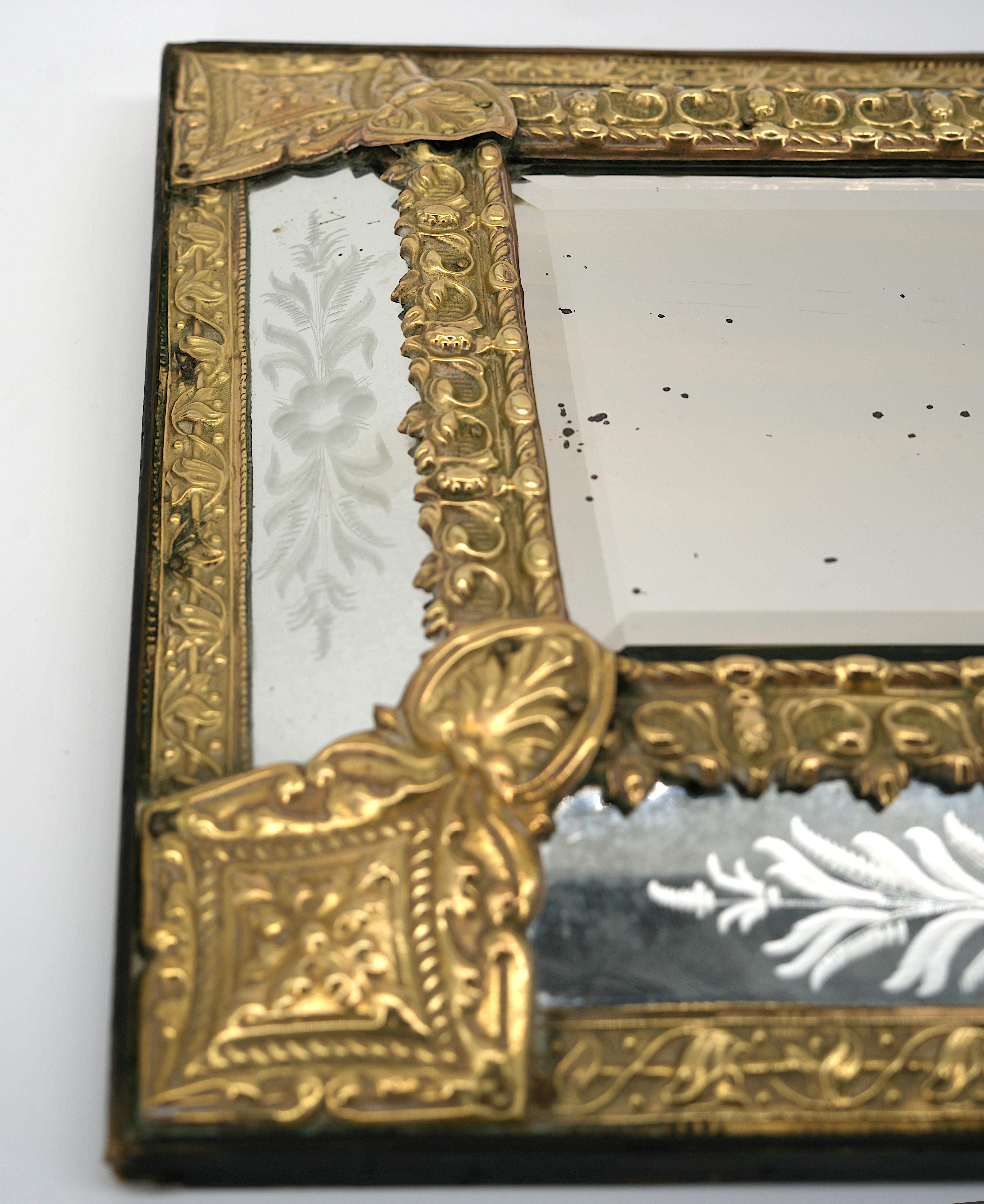 Napoleon III Wall & Table Mirror, 1880s In Good Condition For Sale In Saint-Amans-des-Cots, FR