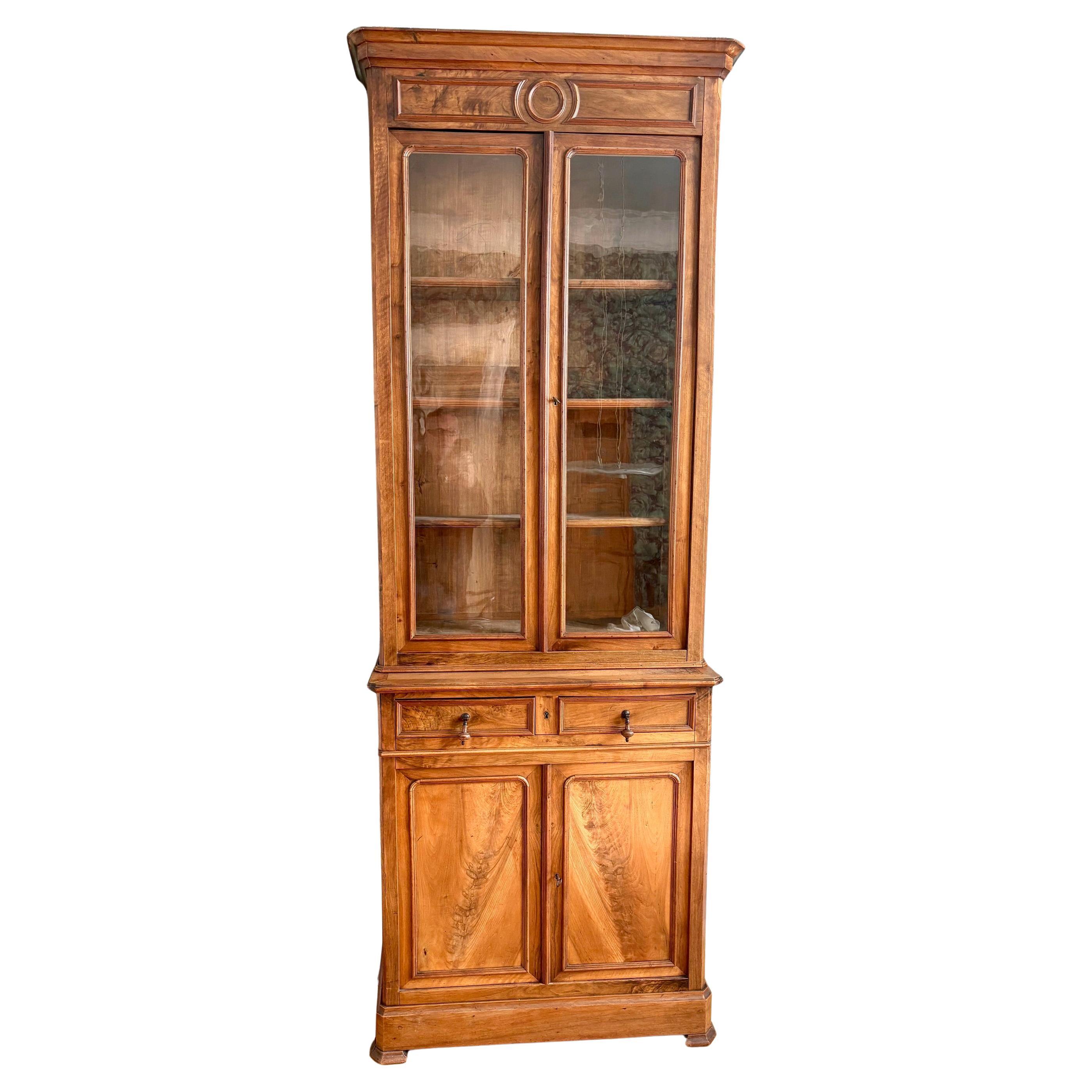 Napoleon III Nussbaum Bücherschrank