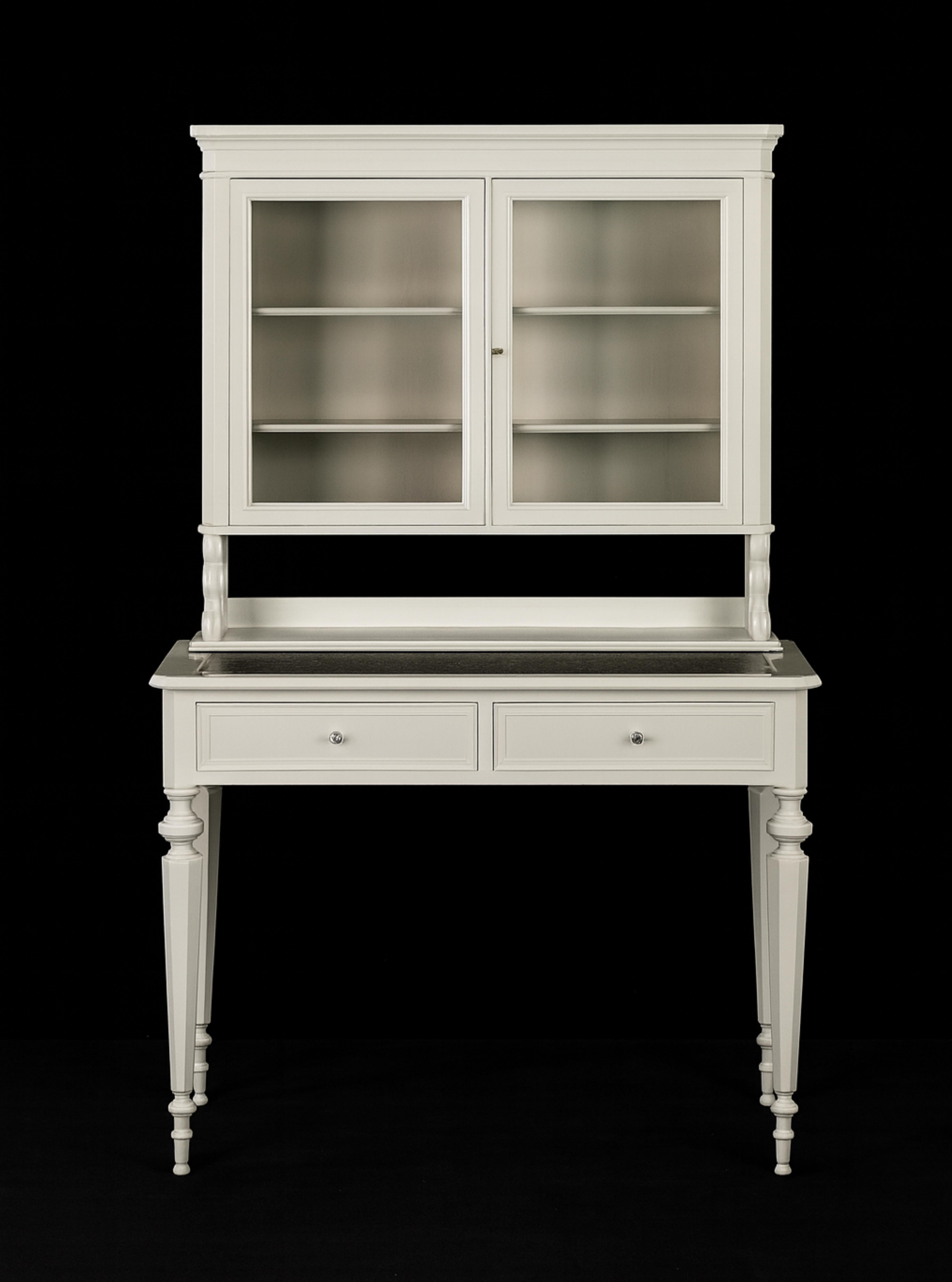 Napoleon III Nussbaum Off White Sekretär Vitrine Bonheur Du Jour (Französisch) im Angebot