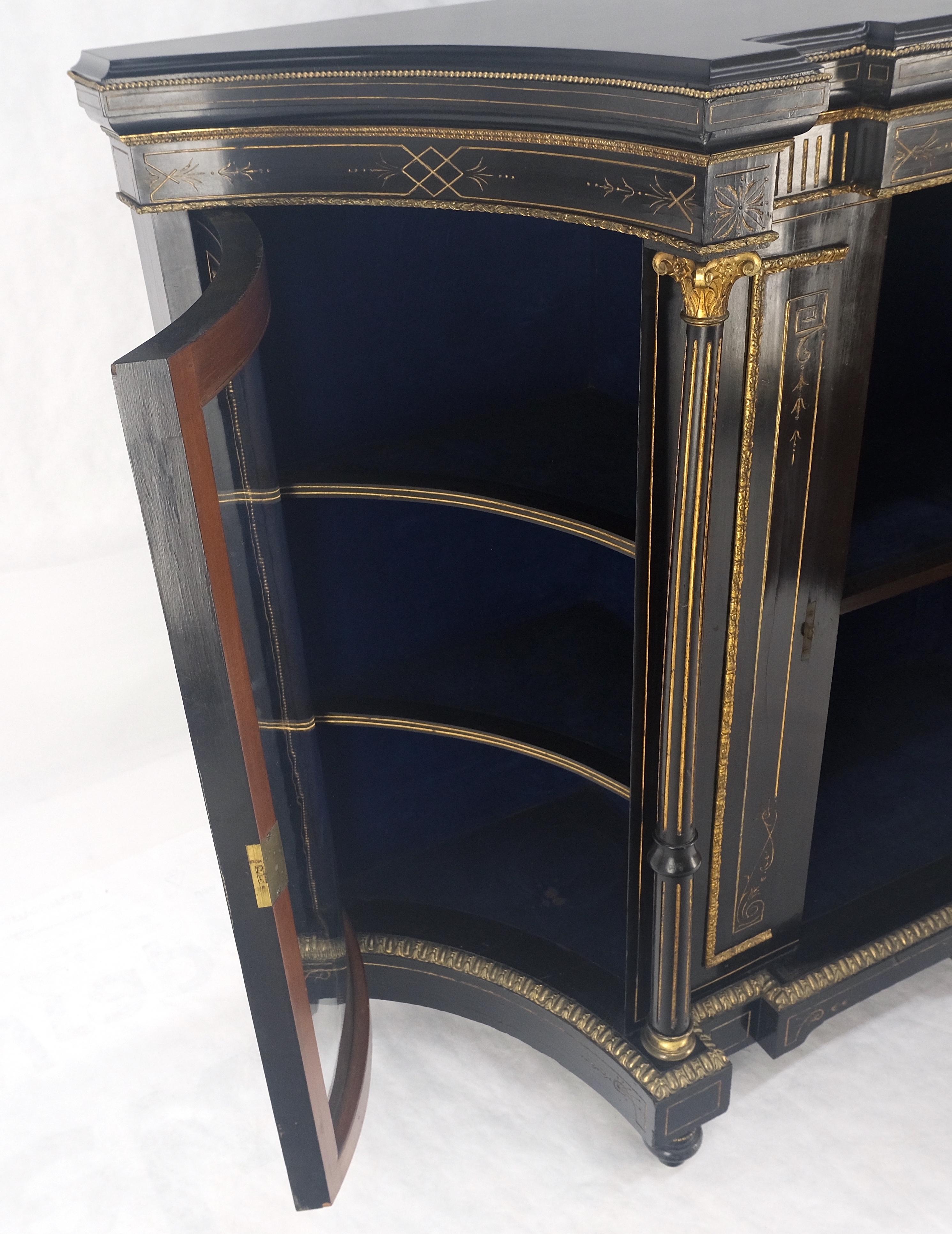 Napoleone III Wedgewood Placca con supporti in bronzo Laccato nero Credenza Server francese in vendita 6