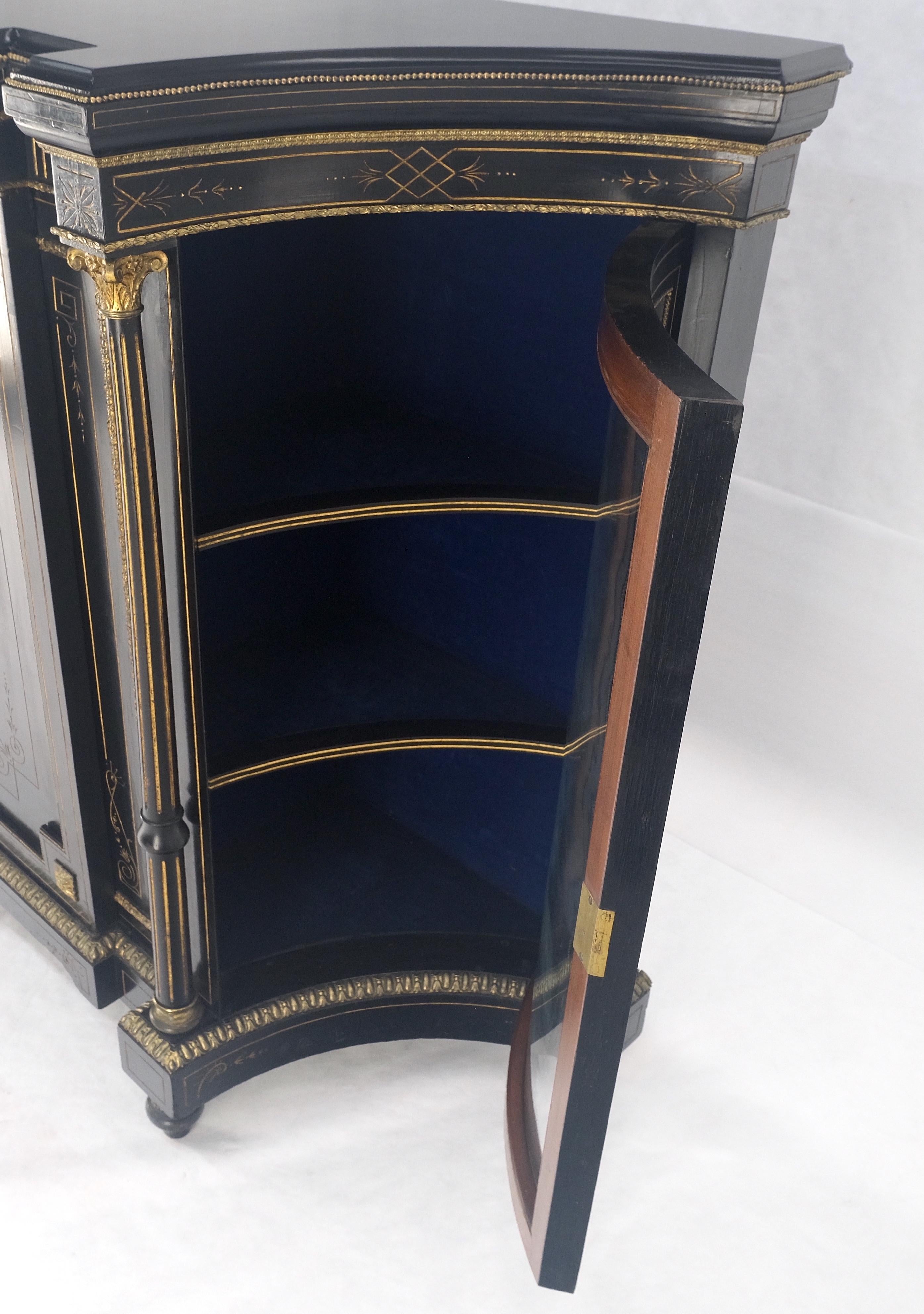 Napoleone III Wedgewood Placca con supporti in bronzo Laccato nero Credenza Server francese in vendita 7